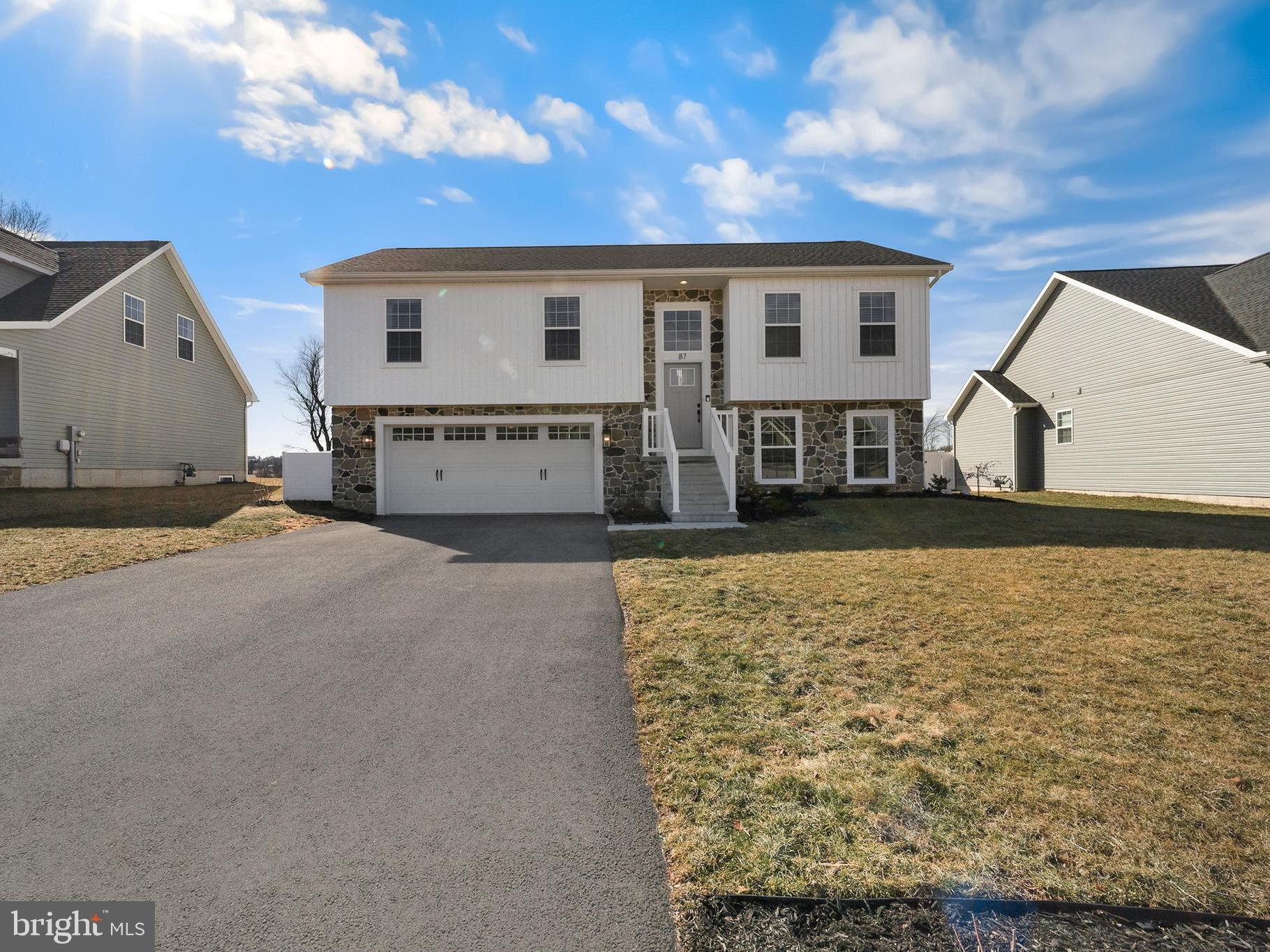 HOMESTEAD ACRES - Residential