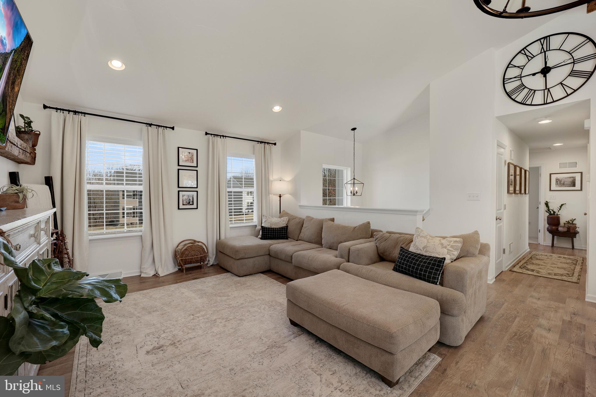HOMESTEAD ACRES - Residential