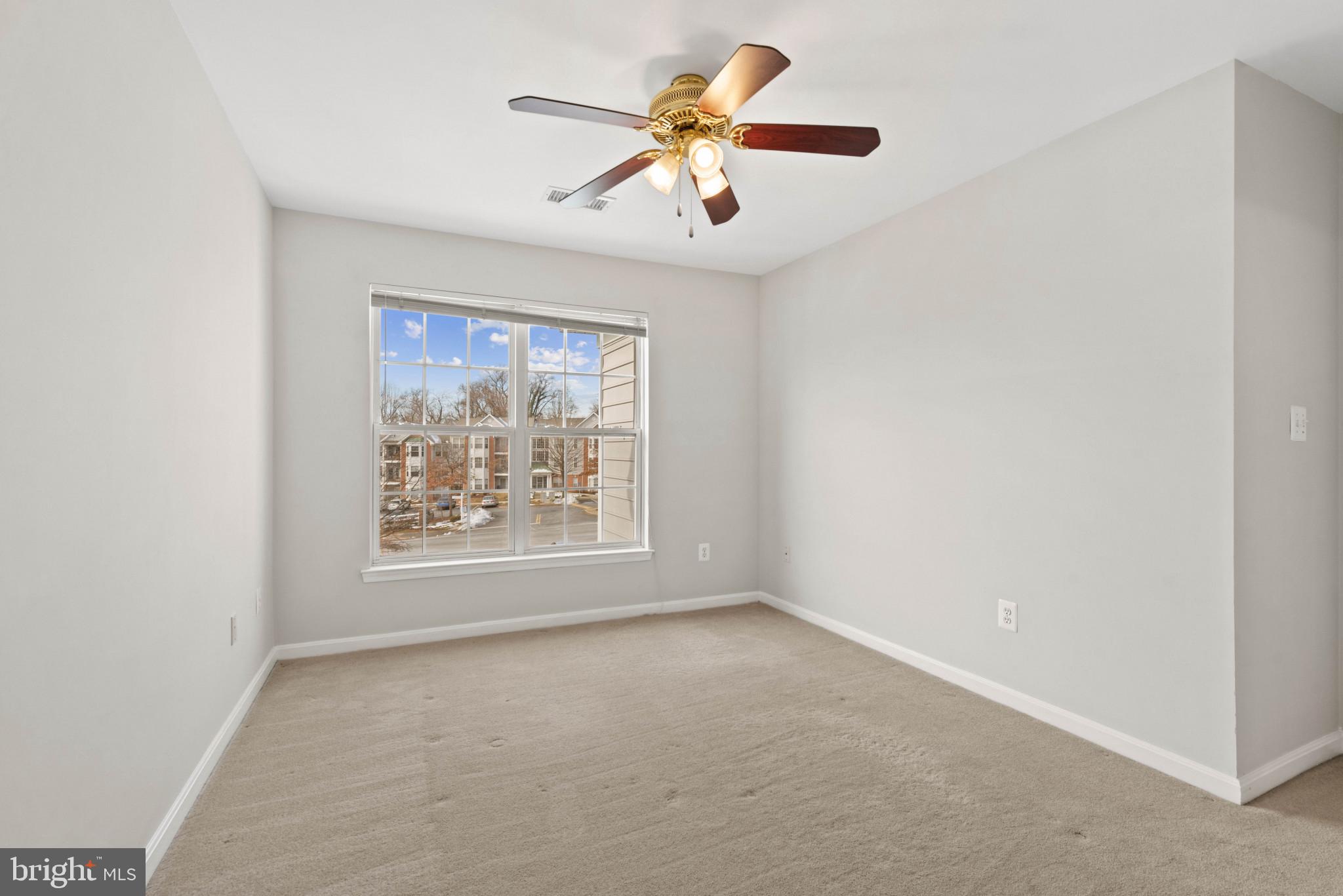 SCOTTS CROSSING - Residential Lease