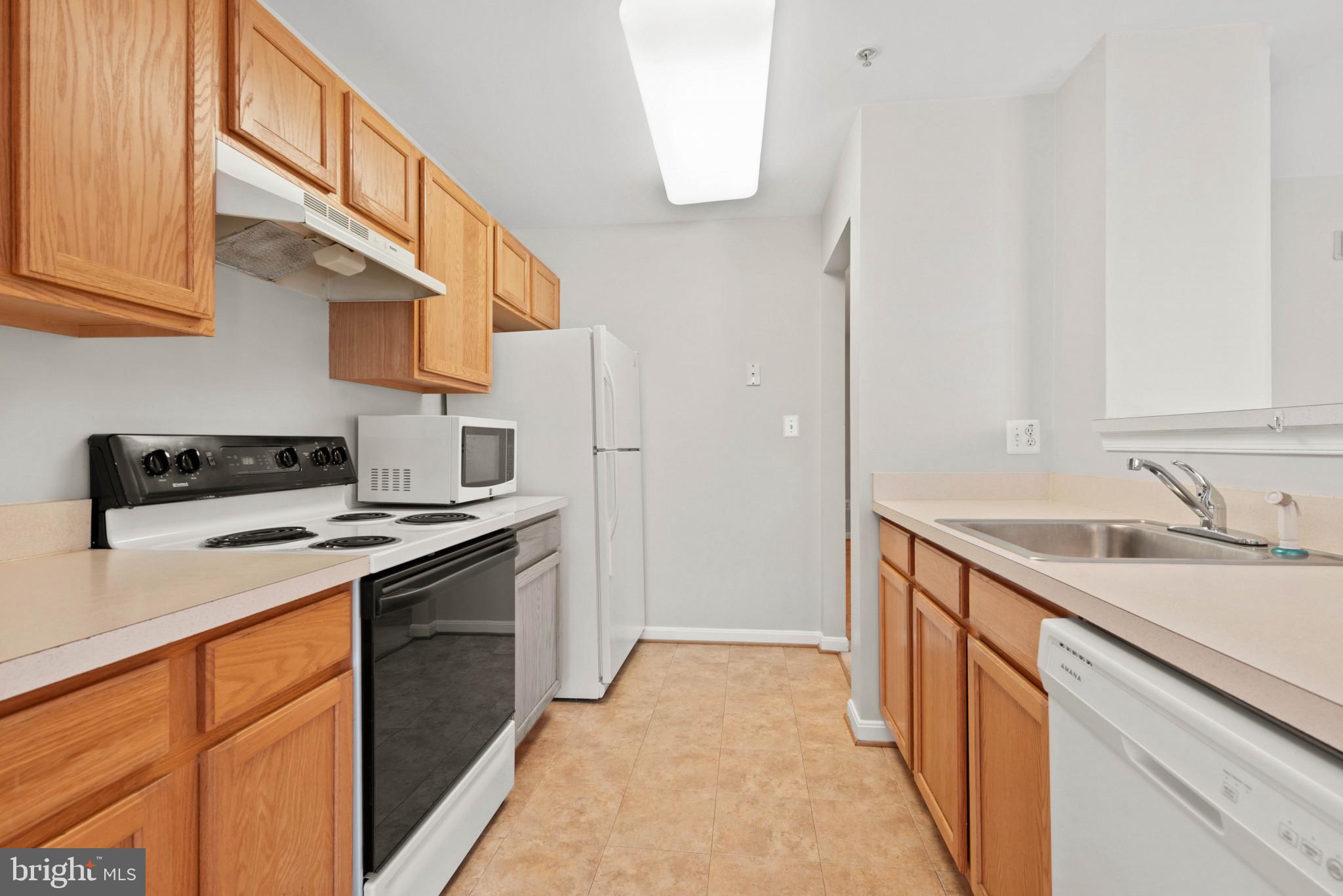 SCOTTS CROSSING - Residential Lease