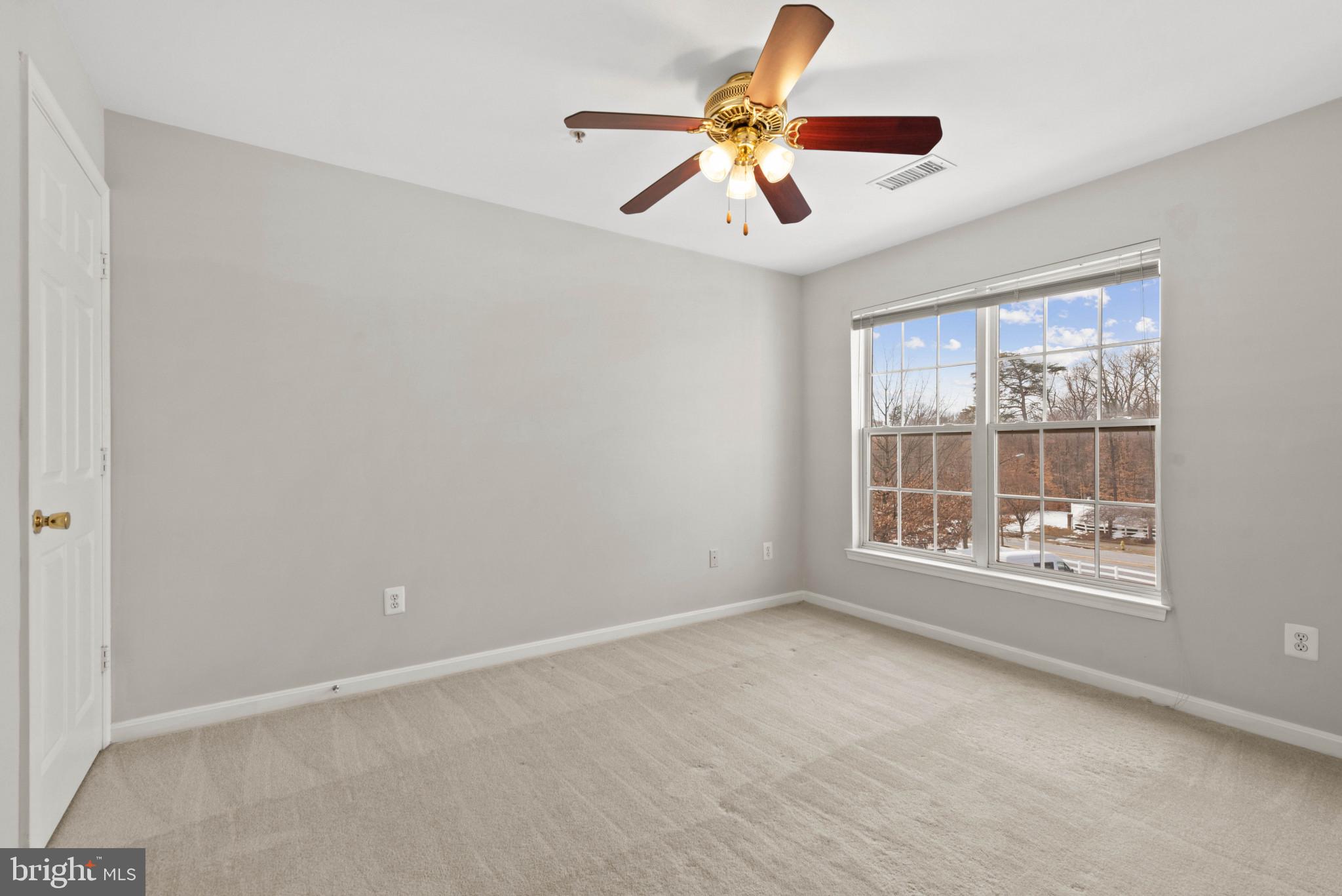 SCOTTS CROSSING - Residential Lease