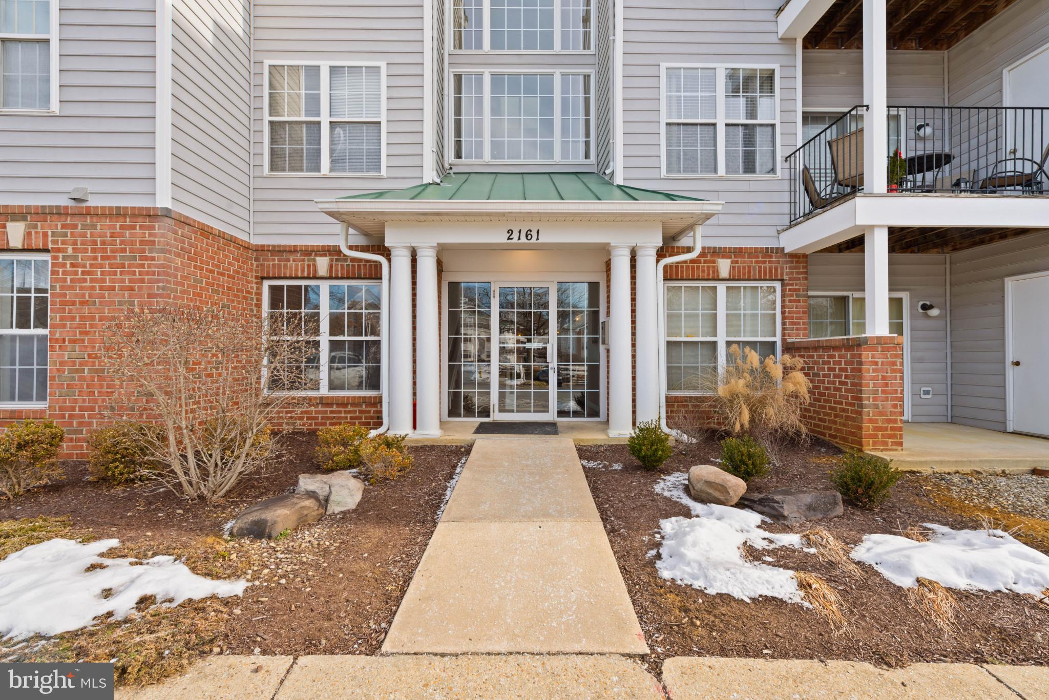 SCOTTS CROSSING - Residential Lease