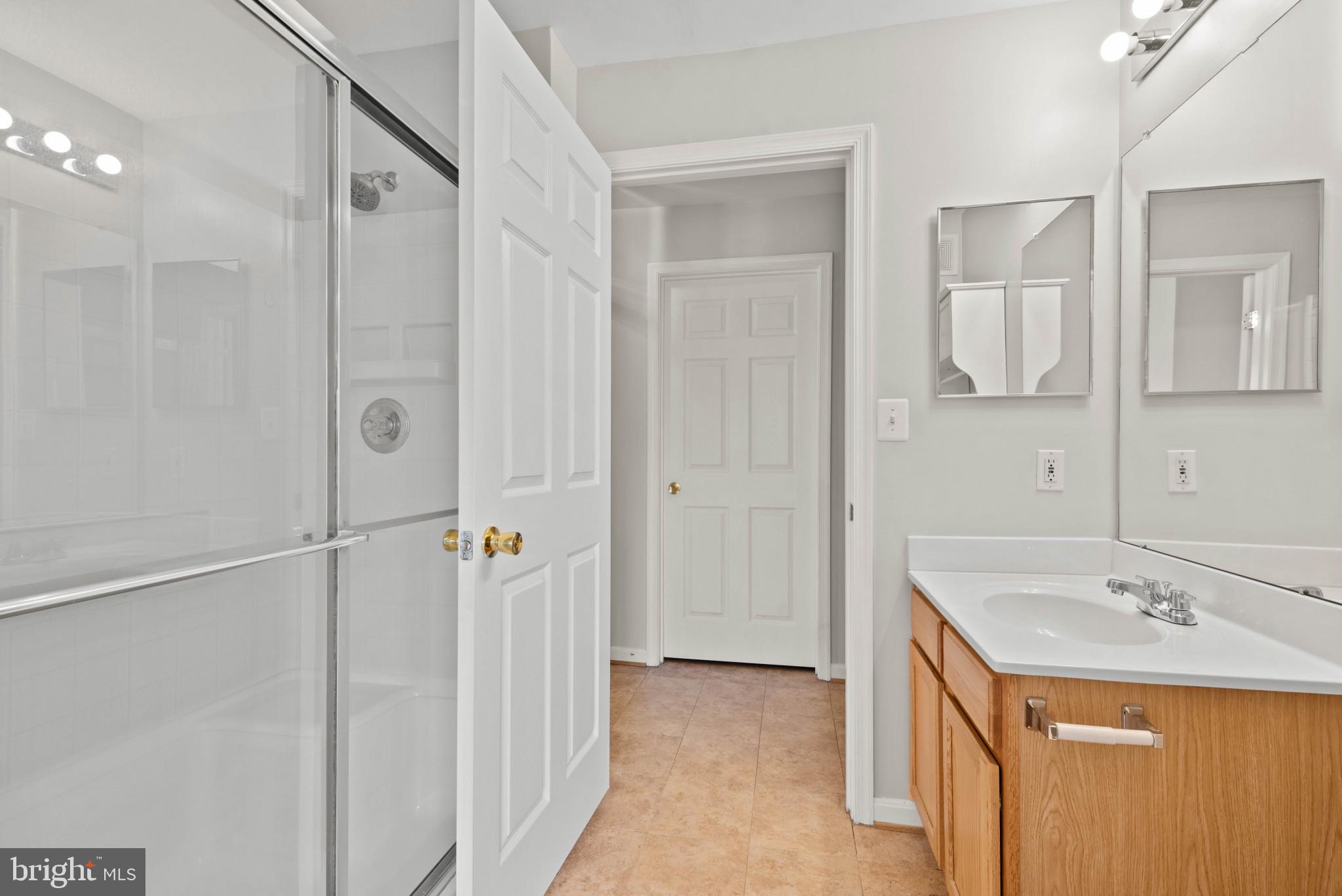 SCOTTS CROSSING - Residential Lease