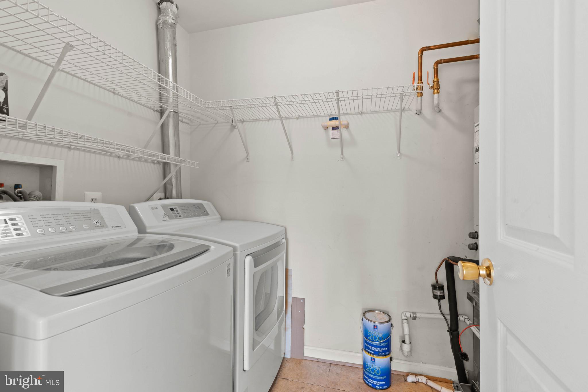 SCOTTS CROSSING - Residential Lease