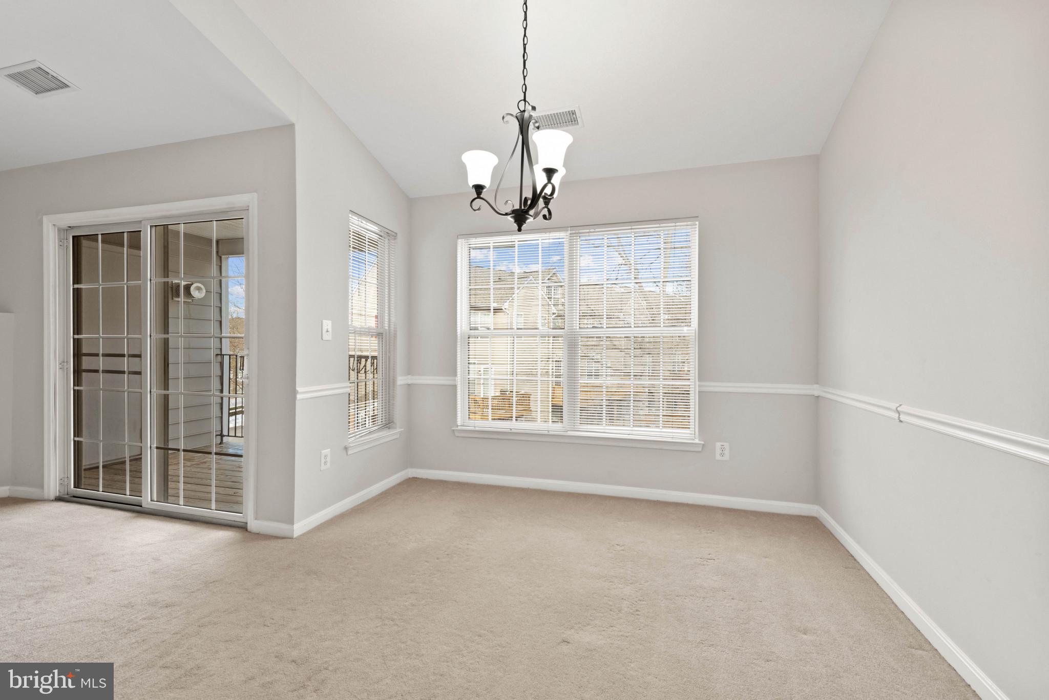 SCOTTS CROSSING - Residential Lease