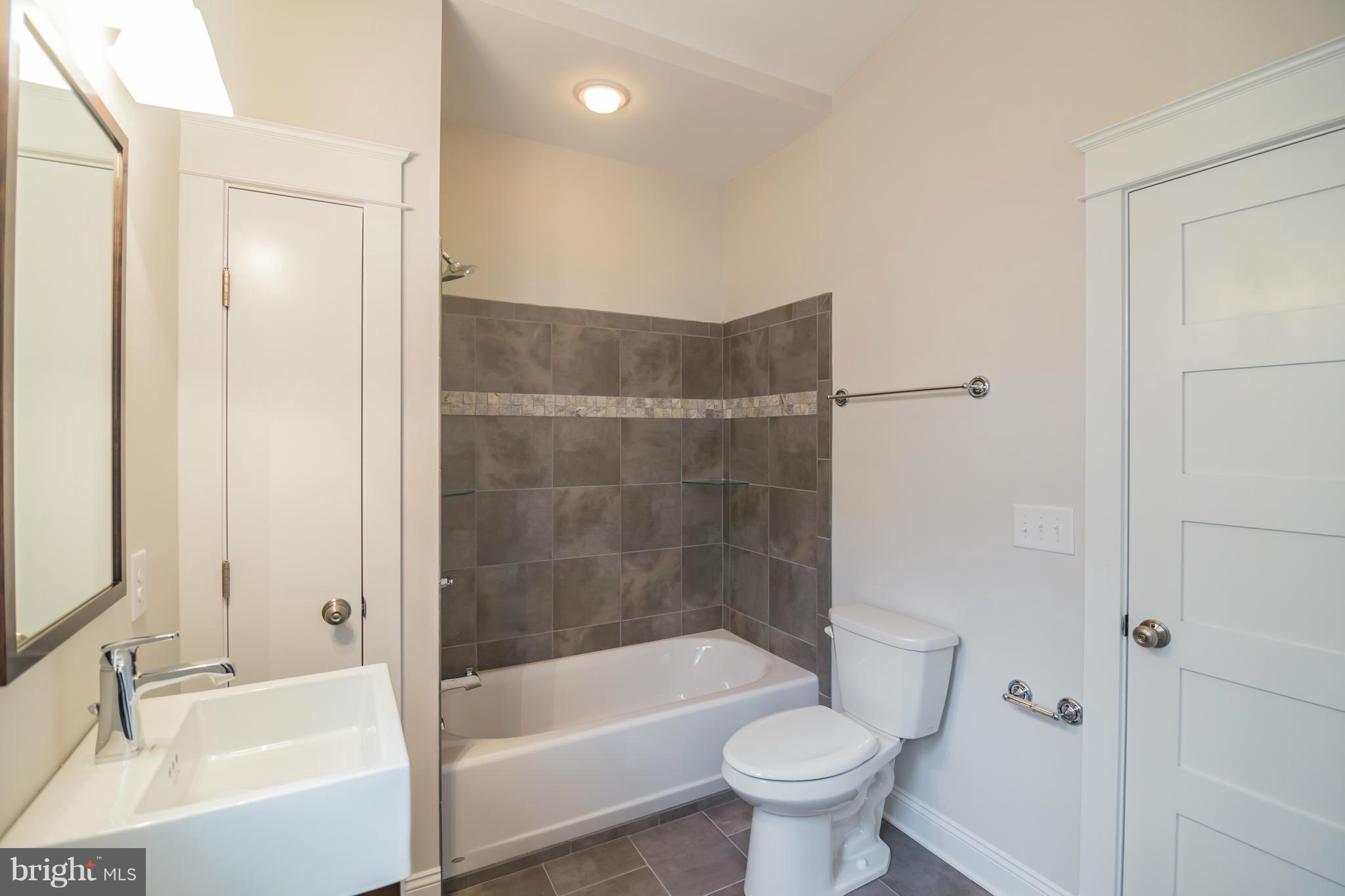 LOCH HAVEN BEACH - Residential