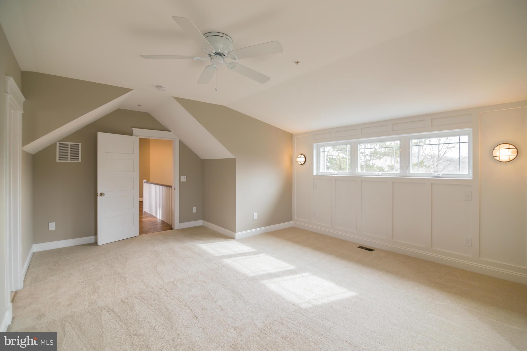 LOCH HAVEN BEACH - Residential