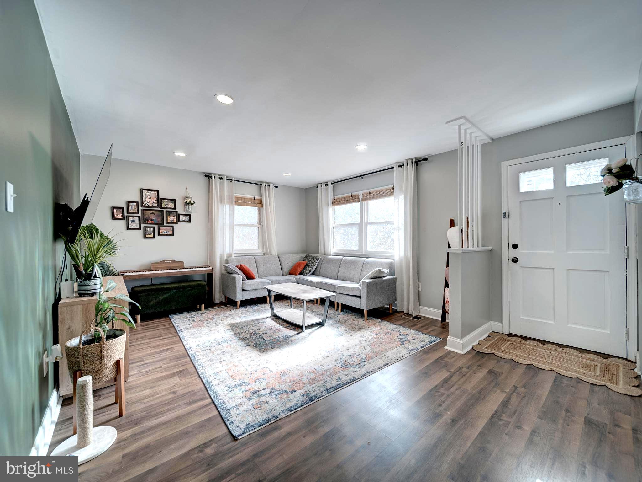 DALE CITY - Residential