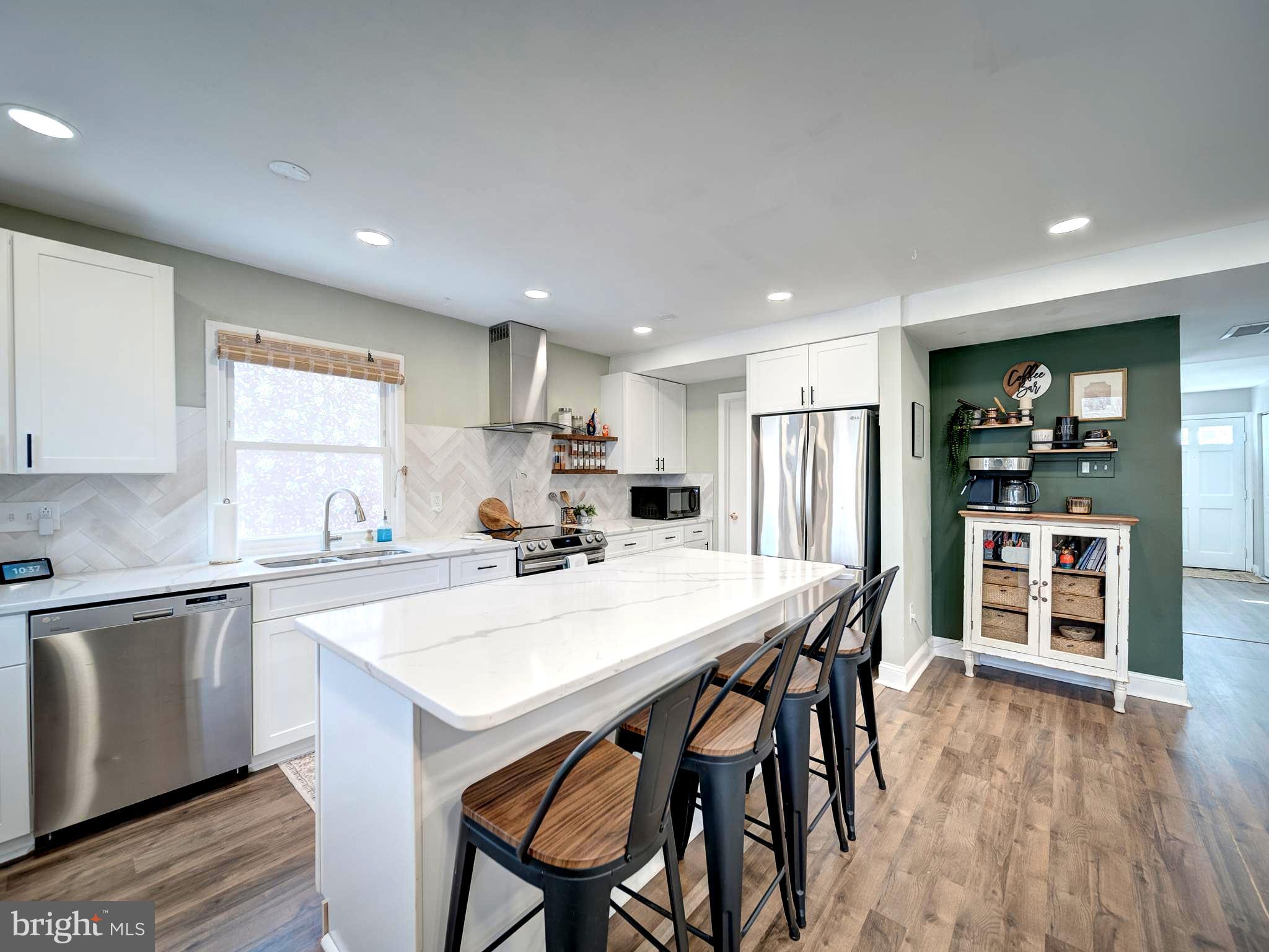 DALE CITY - Residential