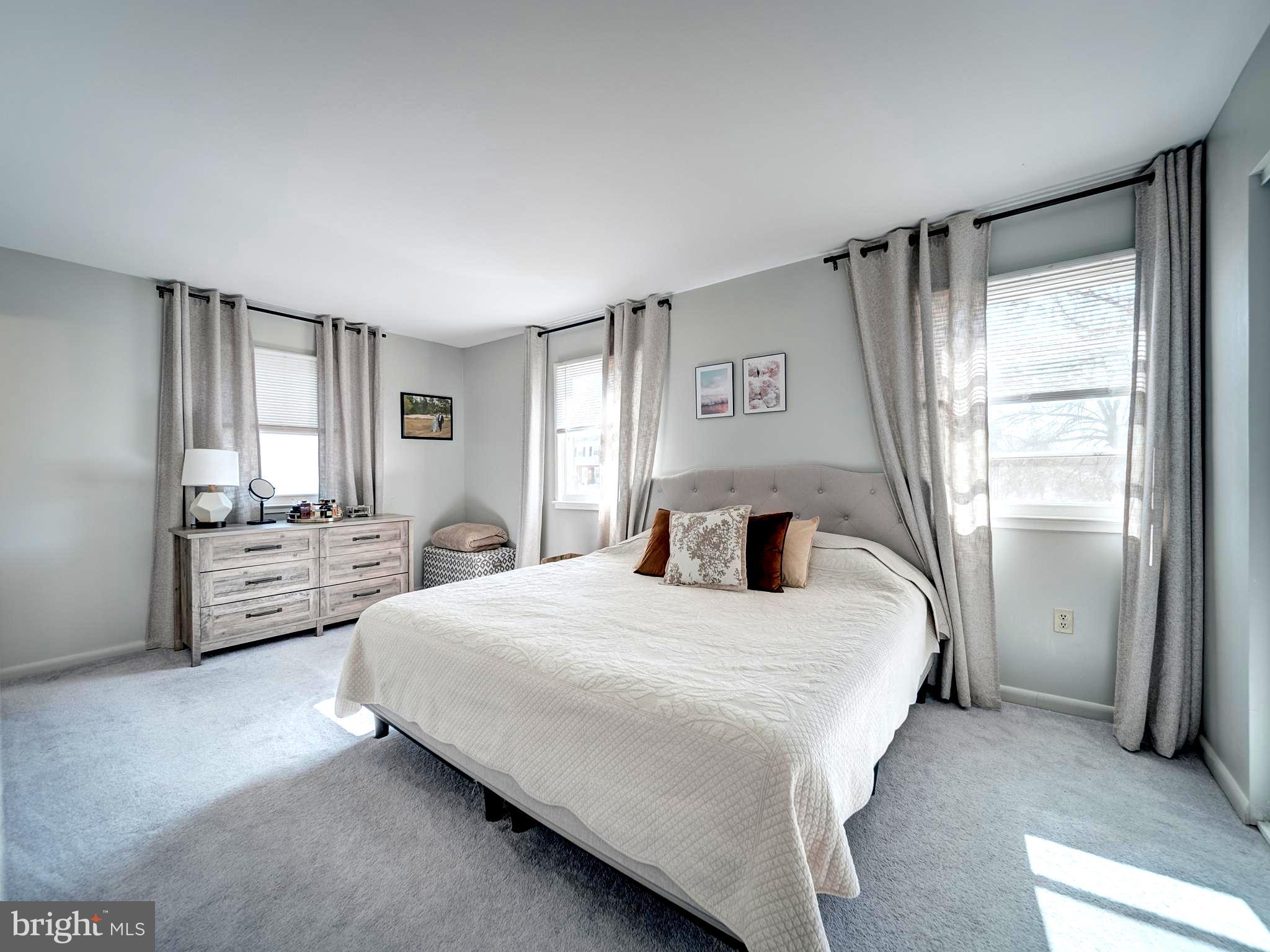 DALE CITY - Residential