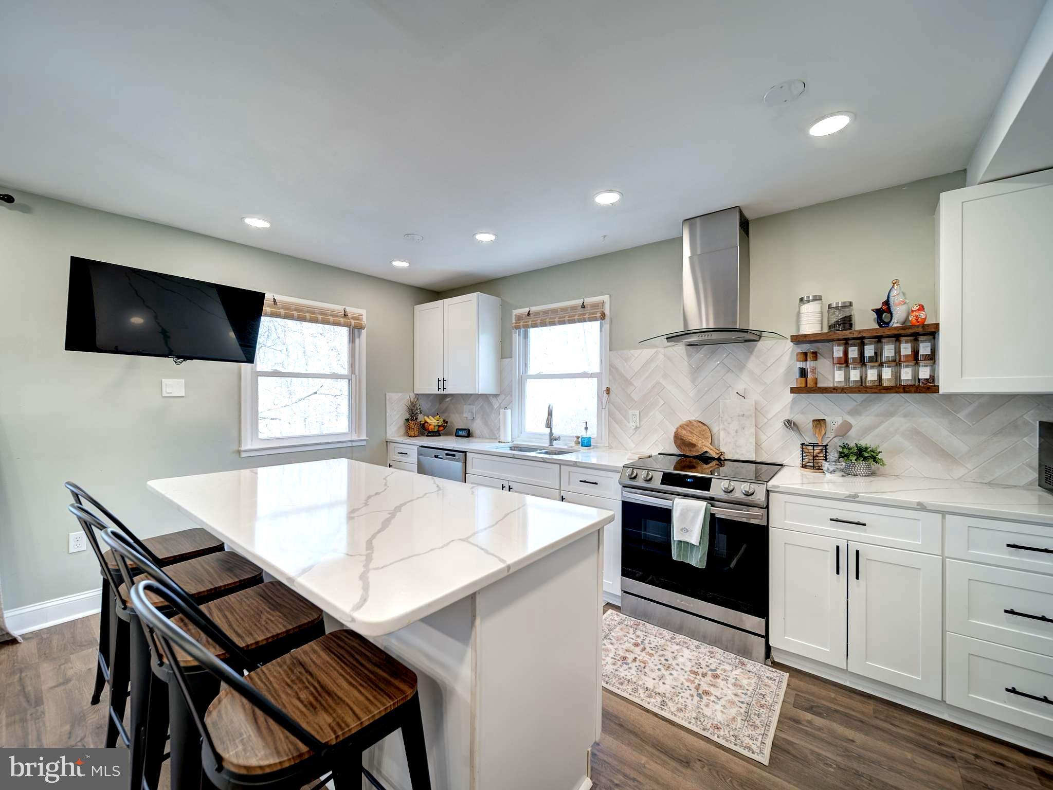 DALE CITY - Residential