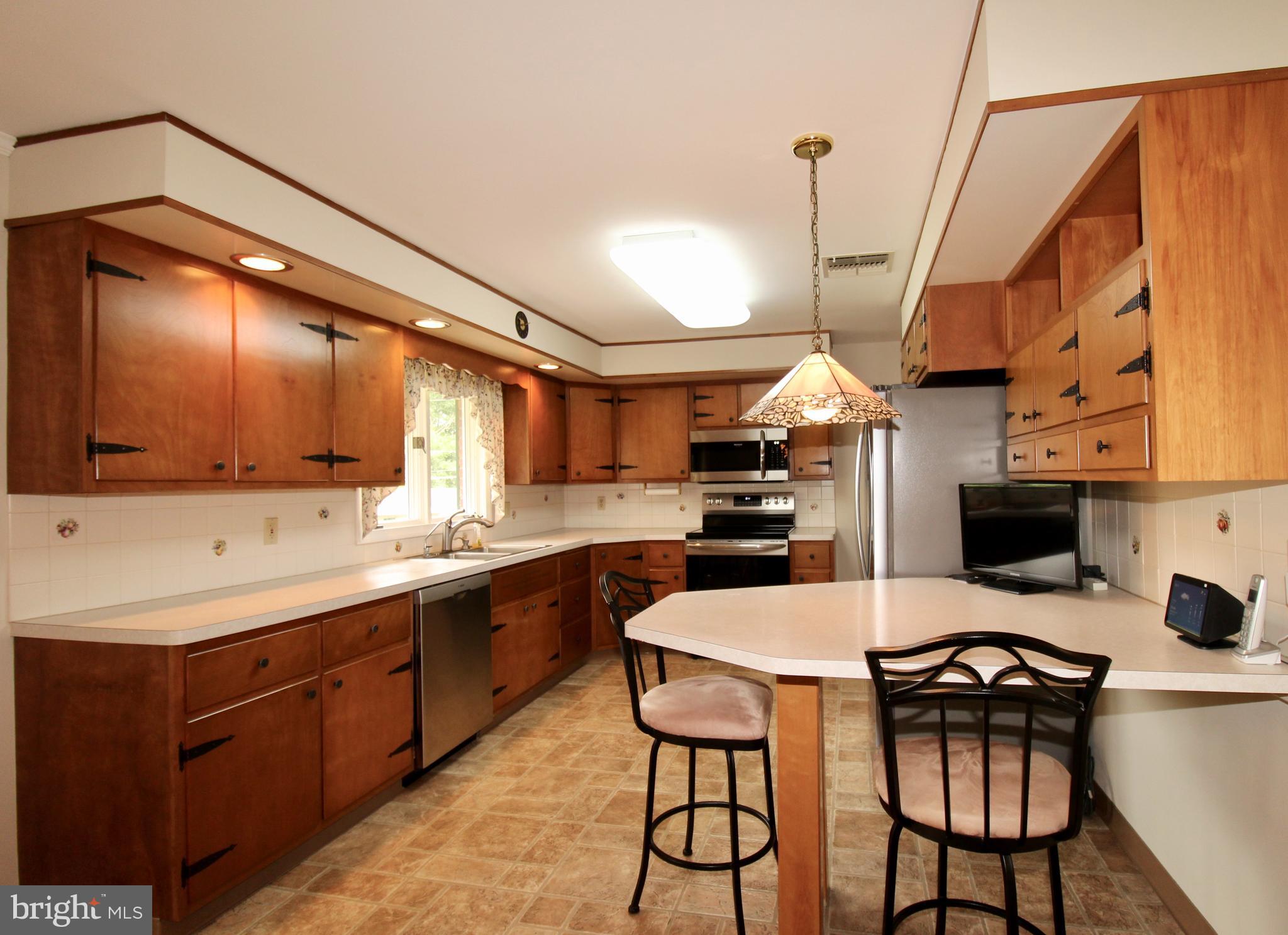 MAPLE SPRINGS ACRES - Residential