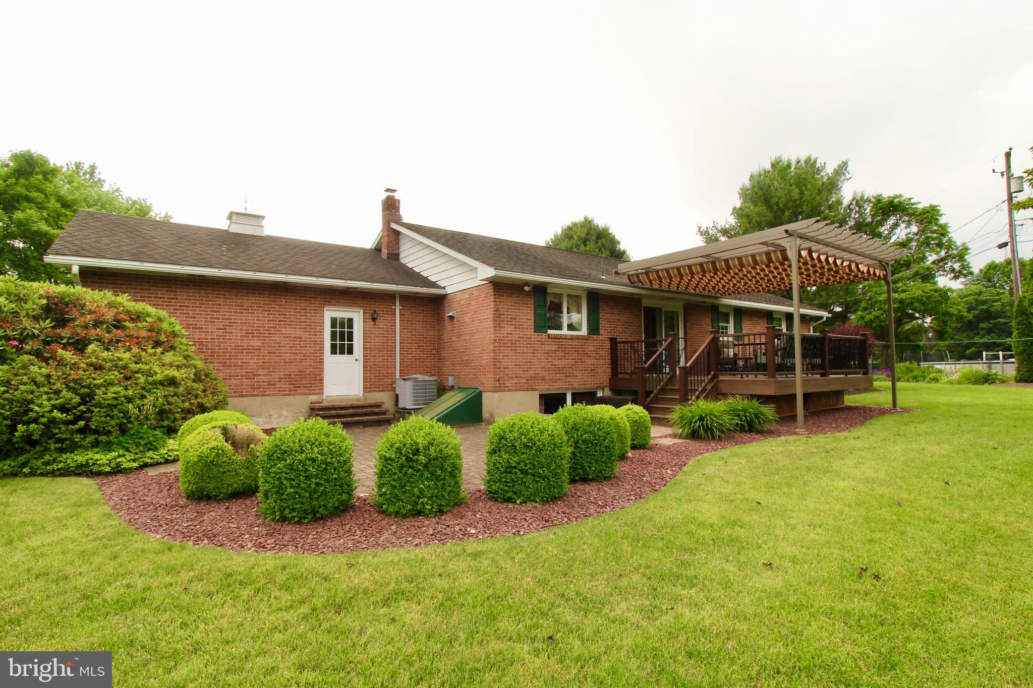 MAPLE SPRINGS ACRES - Residential