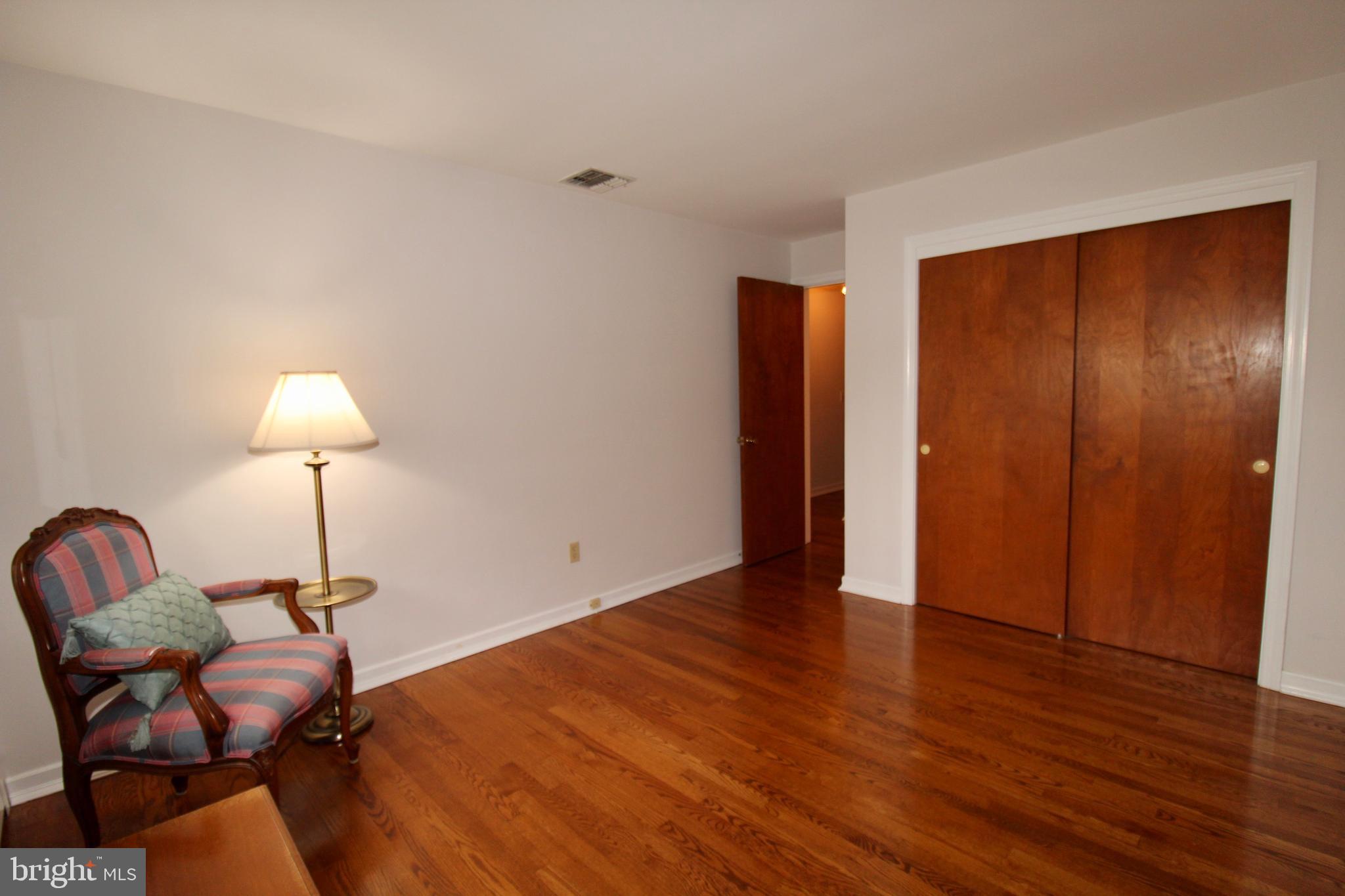 MAPLE SPRINGS ACRES - Residential