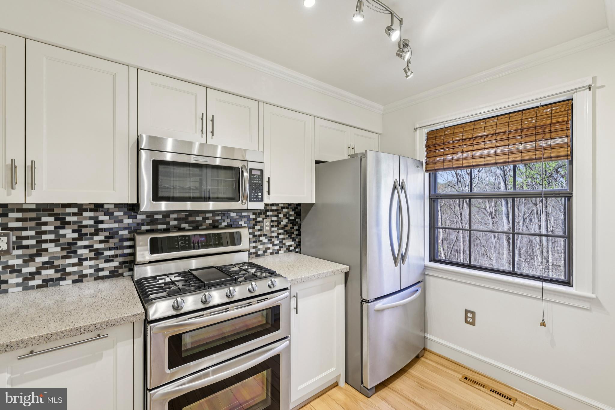 DREXEL WOODS - Residential