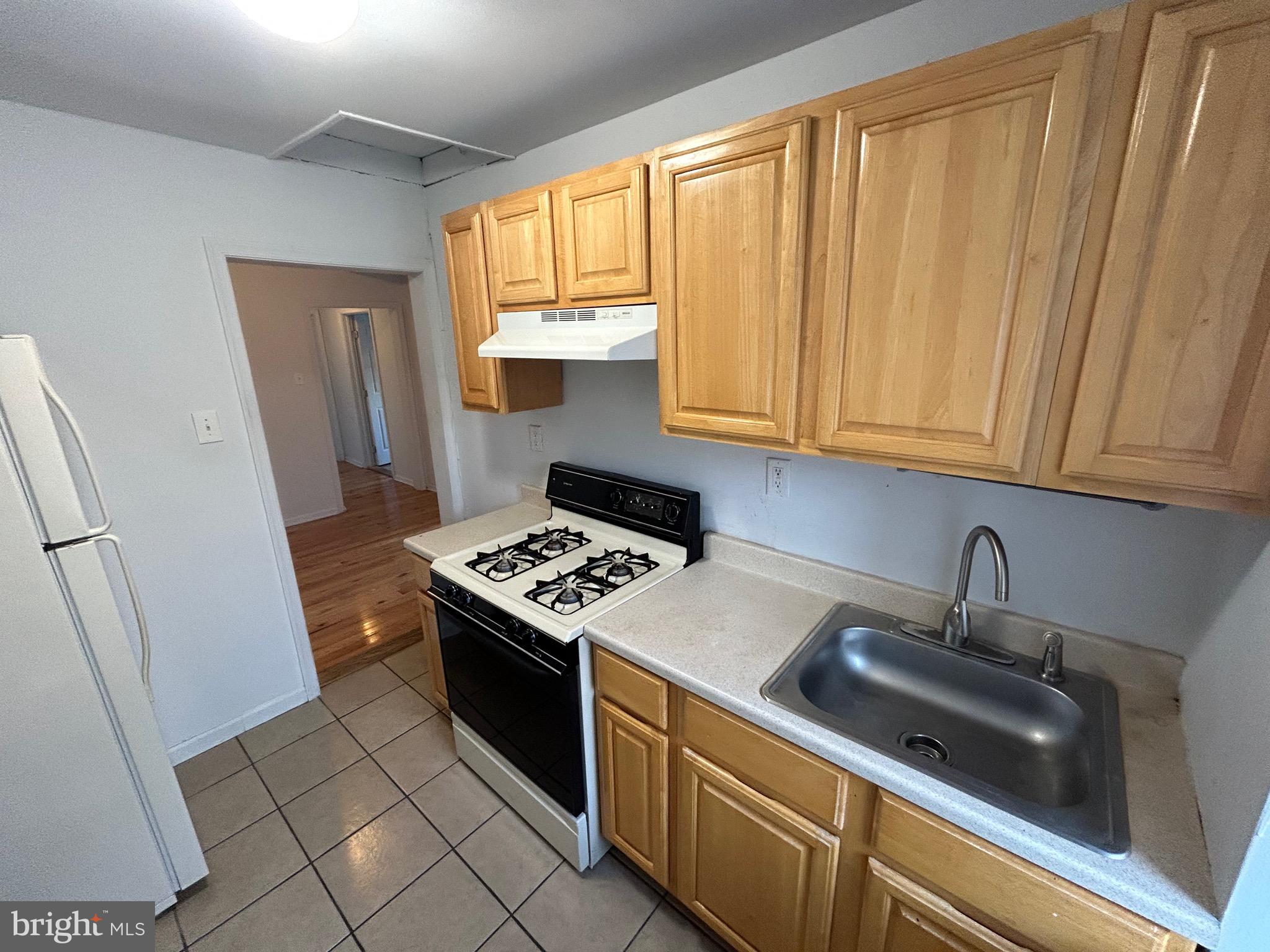 POWELTON VILLAGE - Residential Income