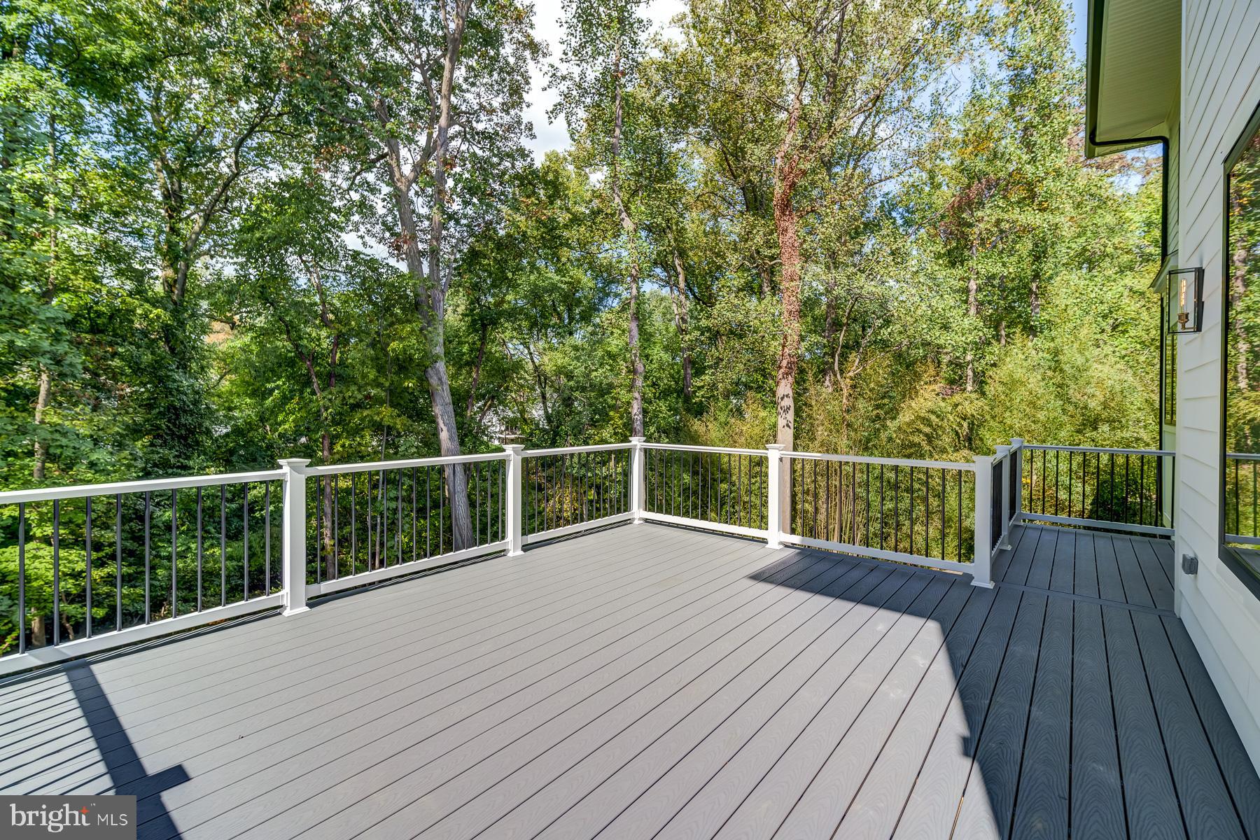 VIENNA WOODS - Residential