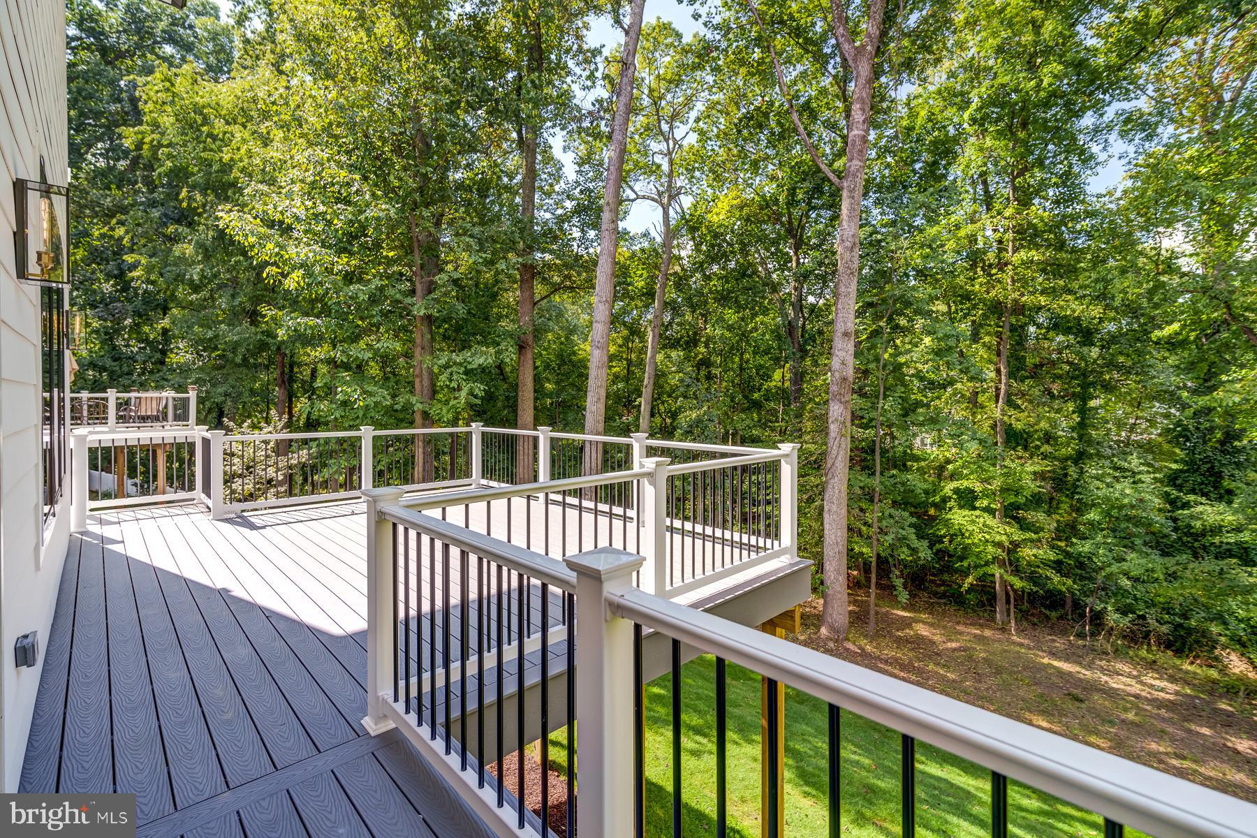 VIENNA WOODS - Residential