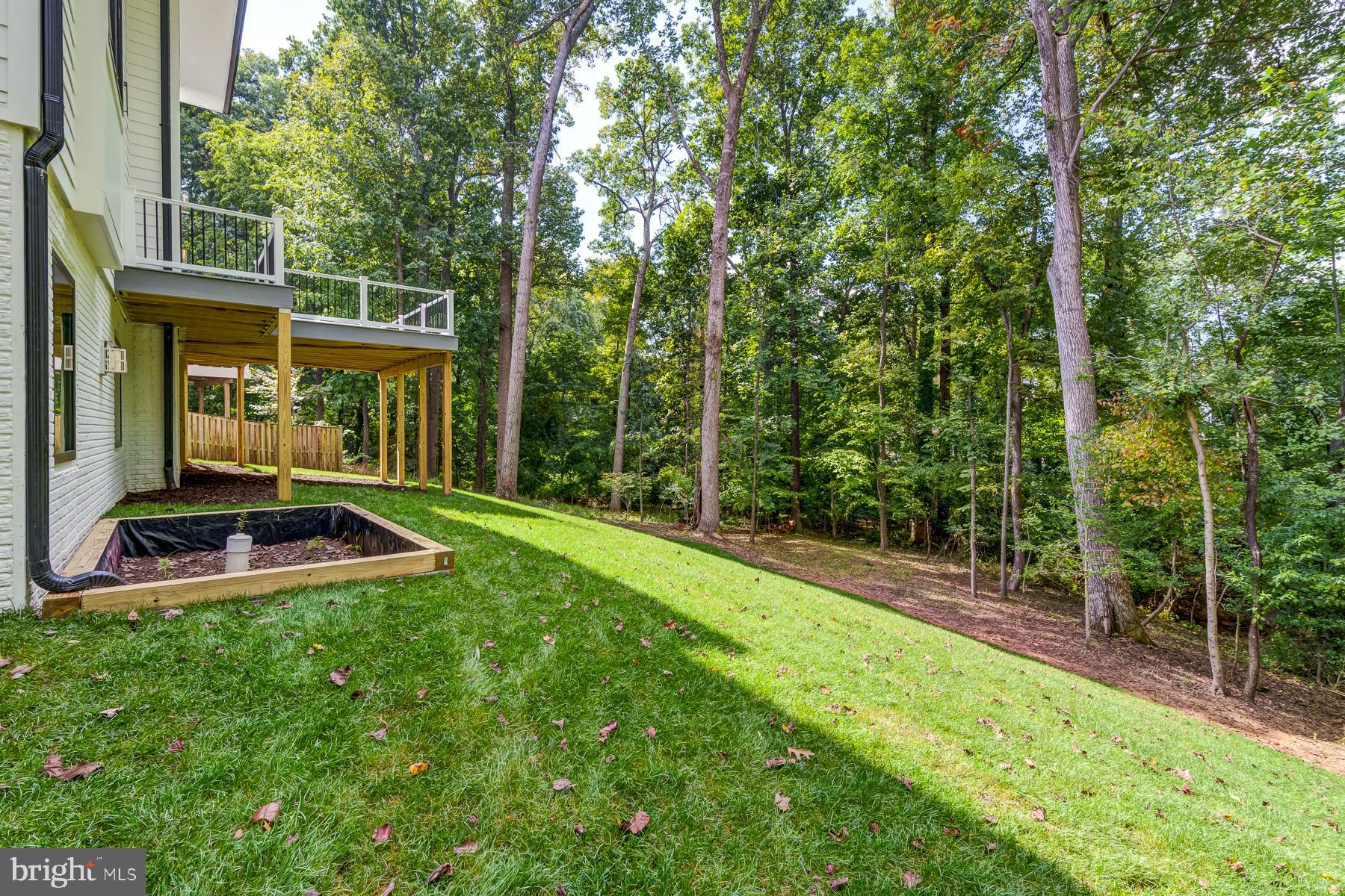 VIENNA WOODS - Residential