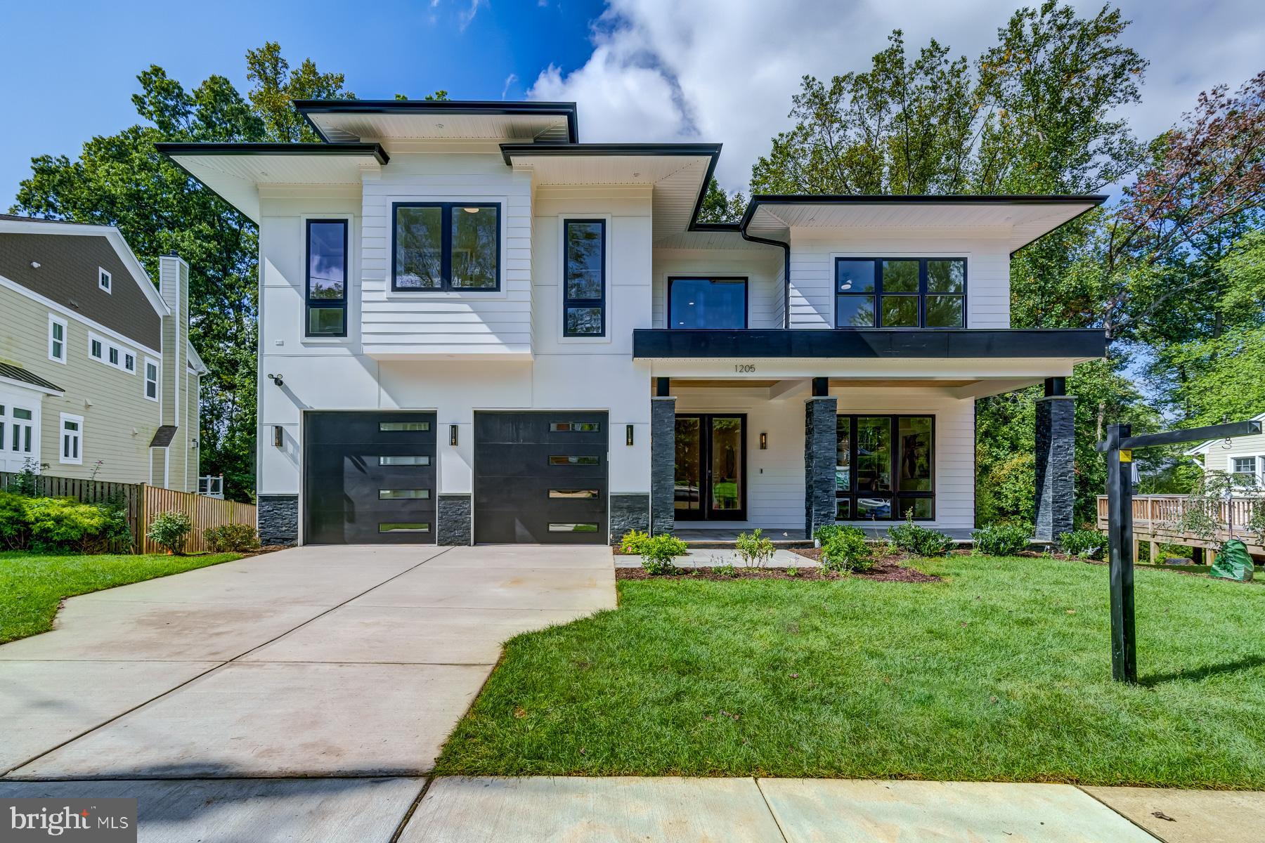 VIENNA WOODS - Residential