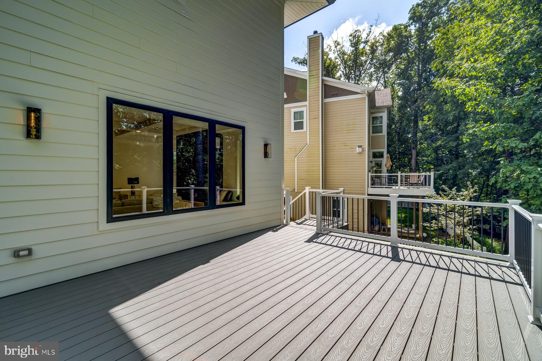 VIENNA WOODS - Residential