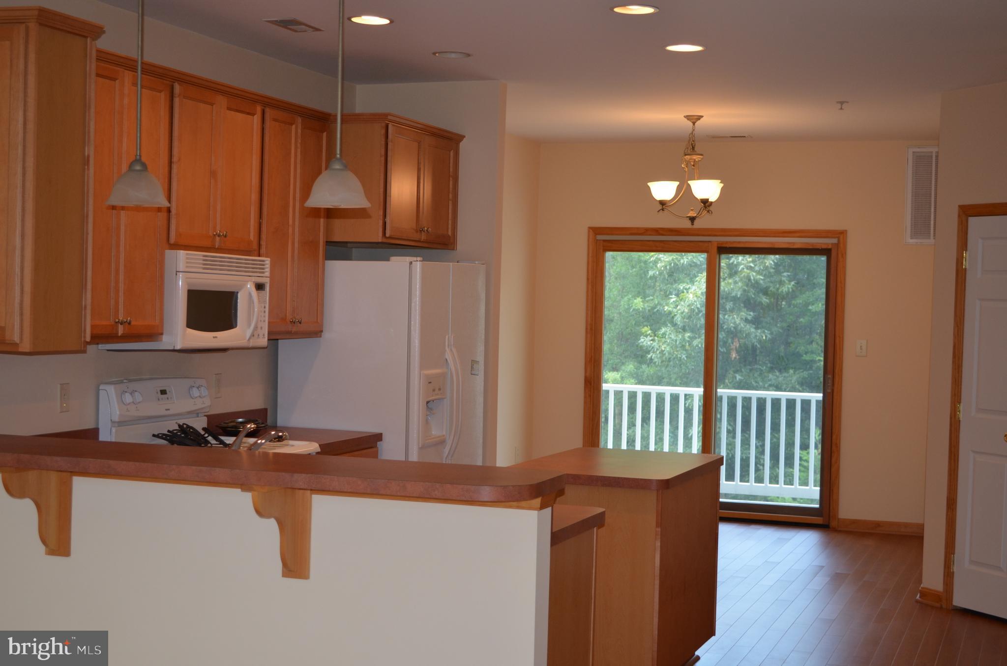 CHICKADEE CIRCLE CONDOMINIUMS - Residential