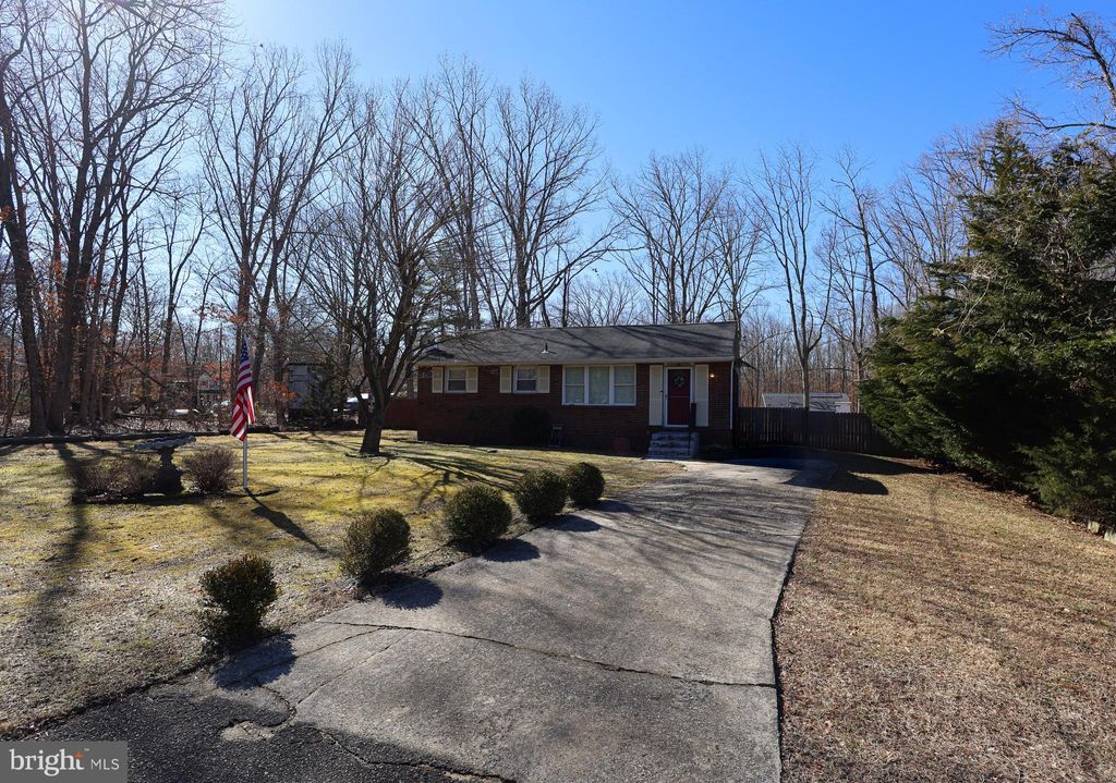 Photo of 307 Edwards Ave, CHESILHURST, NJ 08089 (MLS # NJCD2112952)