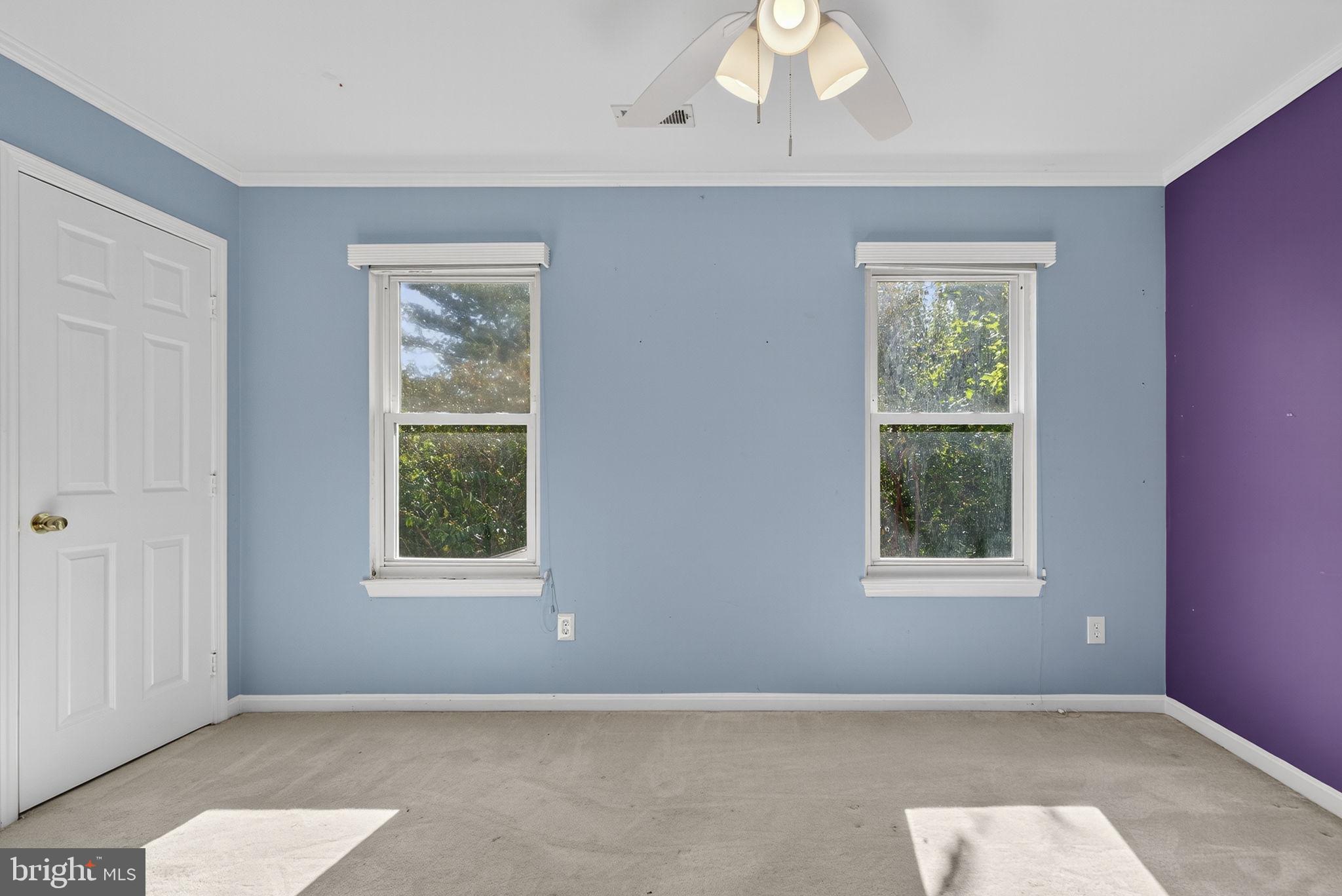 ASHBURN FARM - Residential