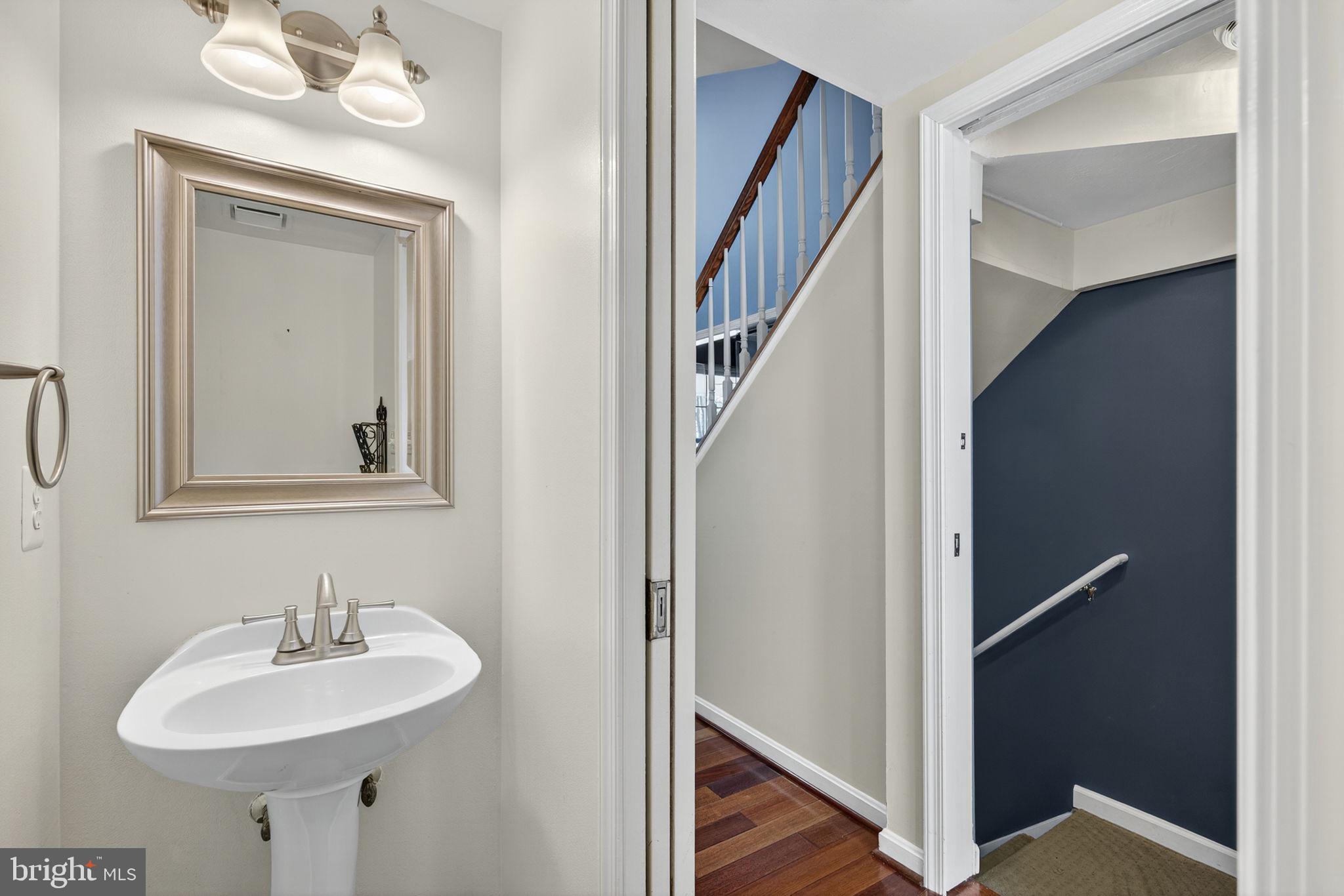 ASHBURN FARM - Residential