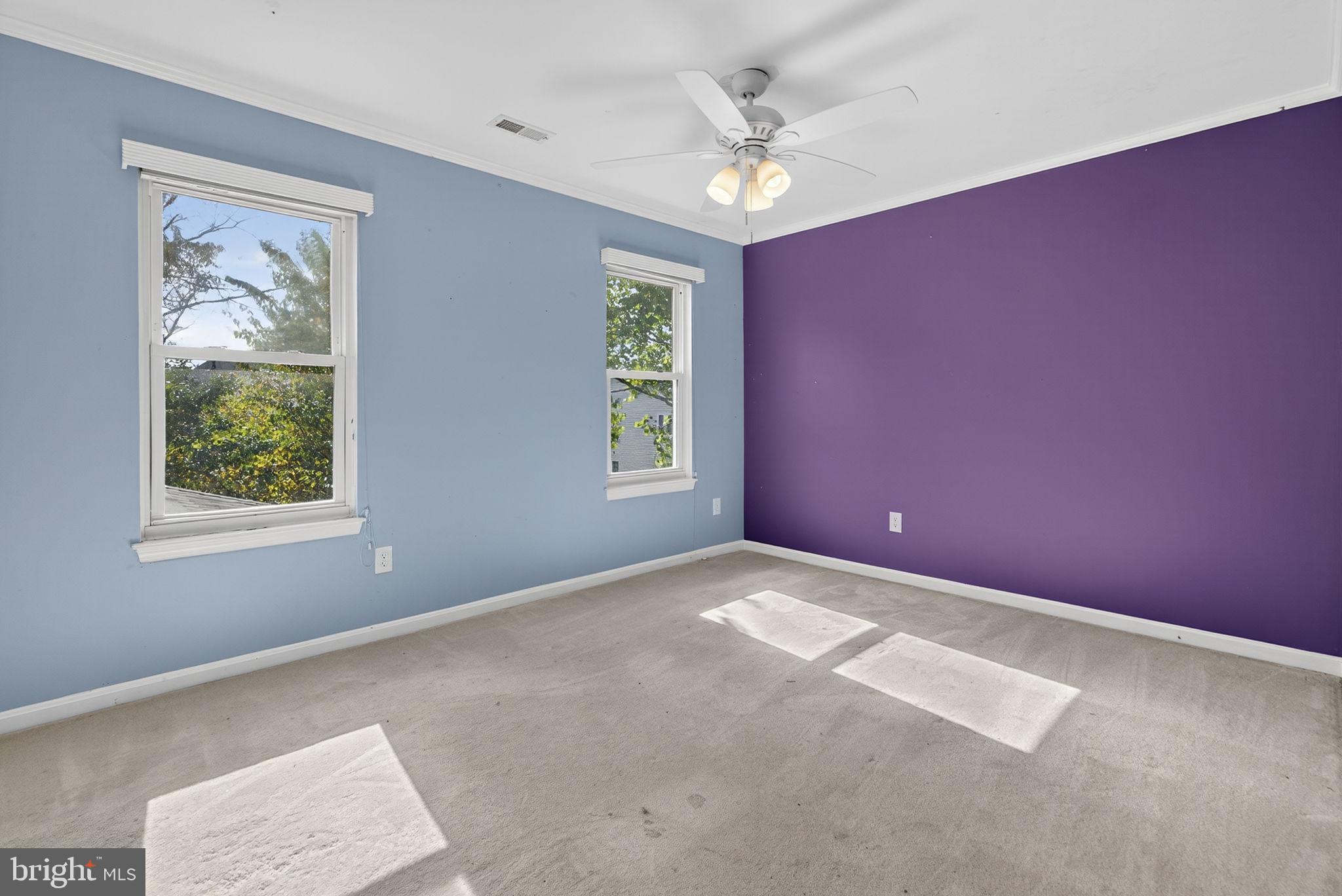 ASHBURN FARM - Residential