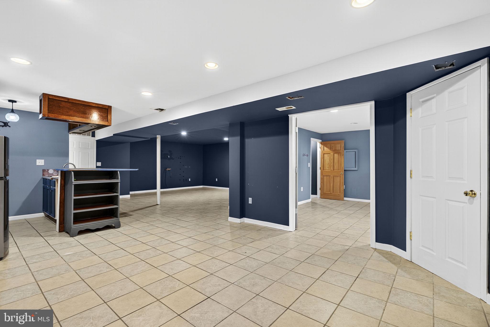 ASHBURN FARM - Residential