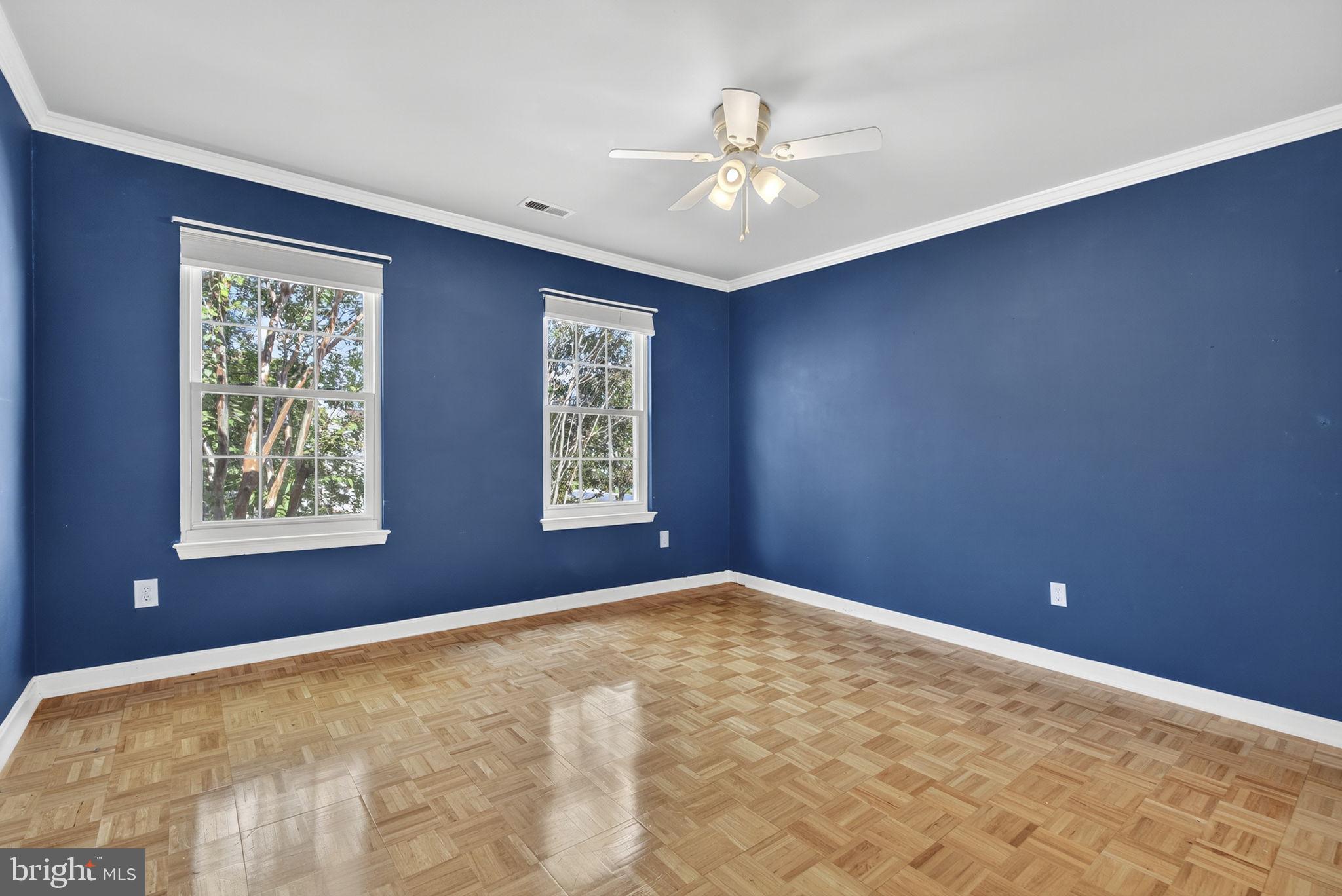 ASHBURN FARM - Residential