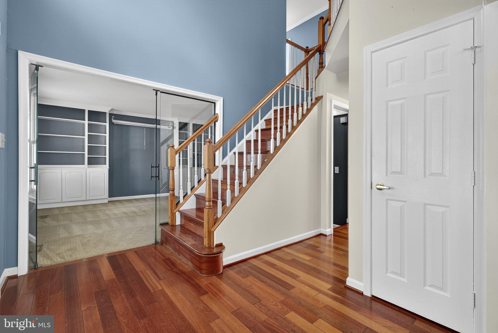 ASHBURN FARM - Residential