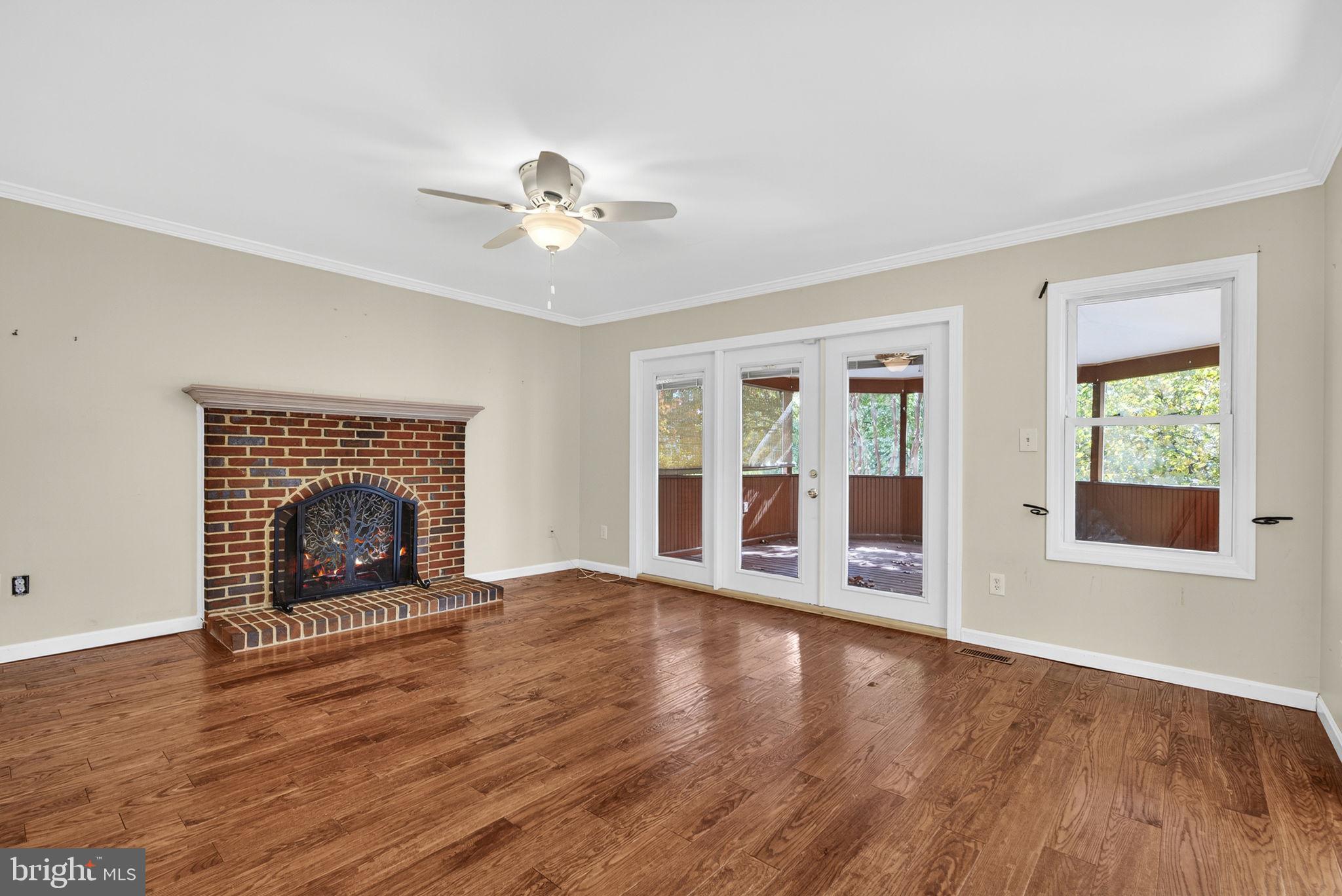 ASHBURN FARM - Residential