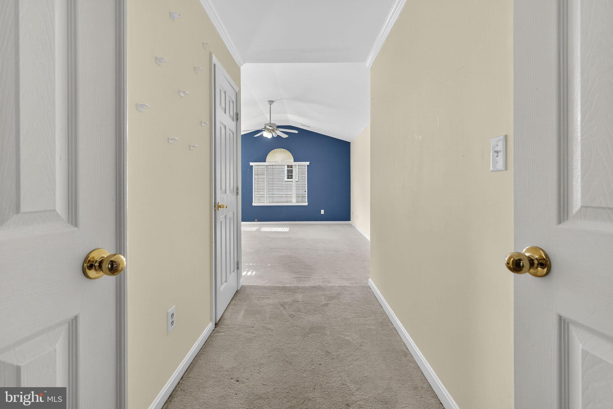 ASHBURN FARM - Residential