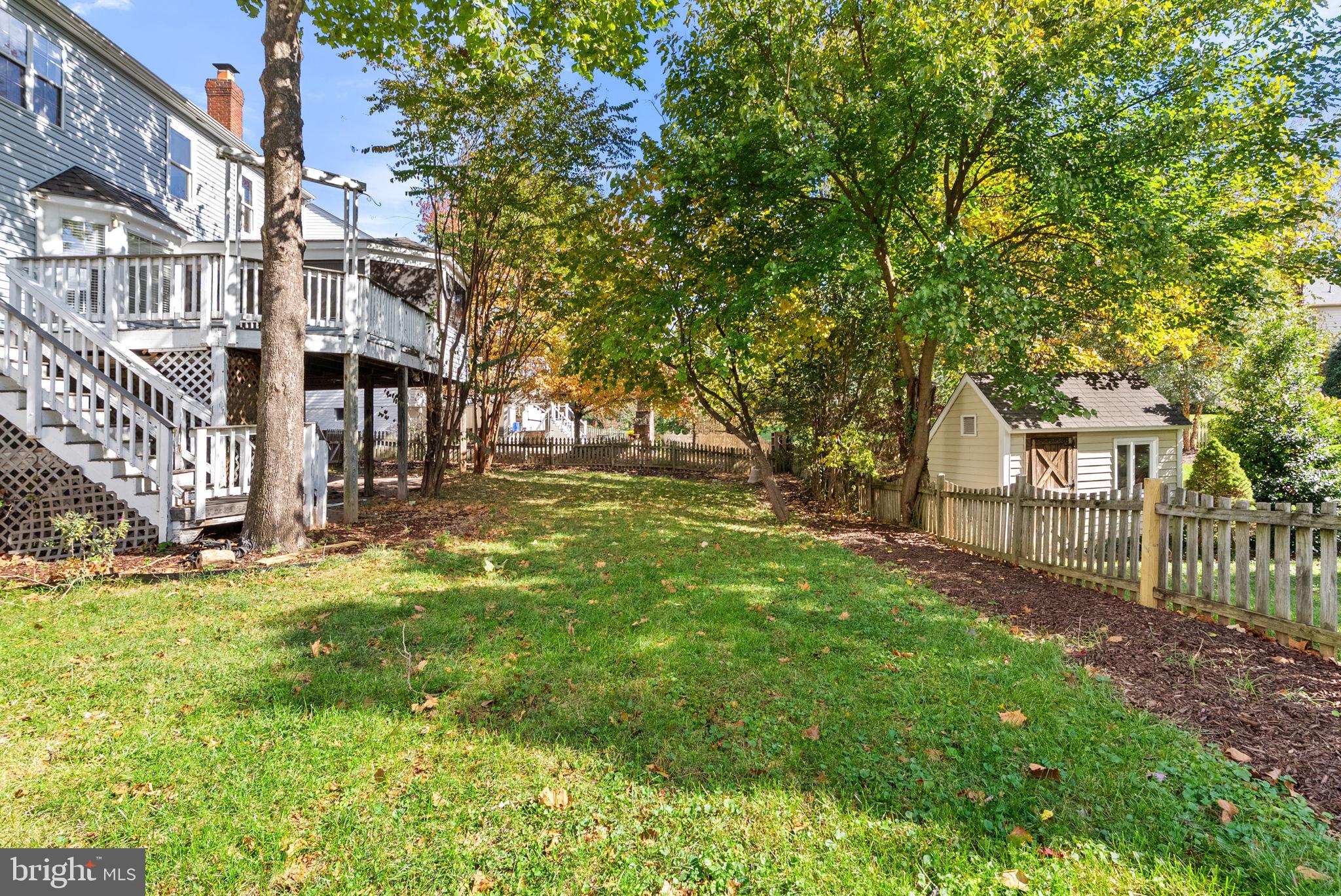 ASHBURN FARM - Residential