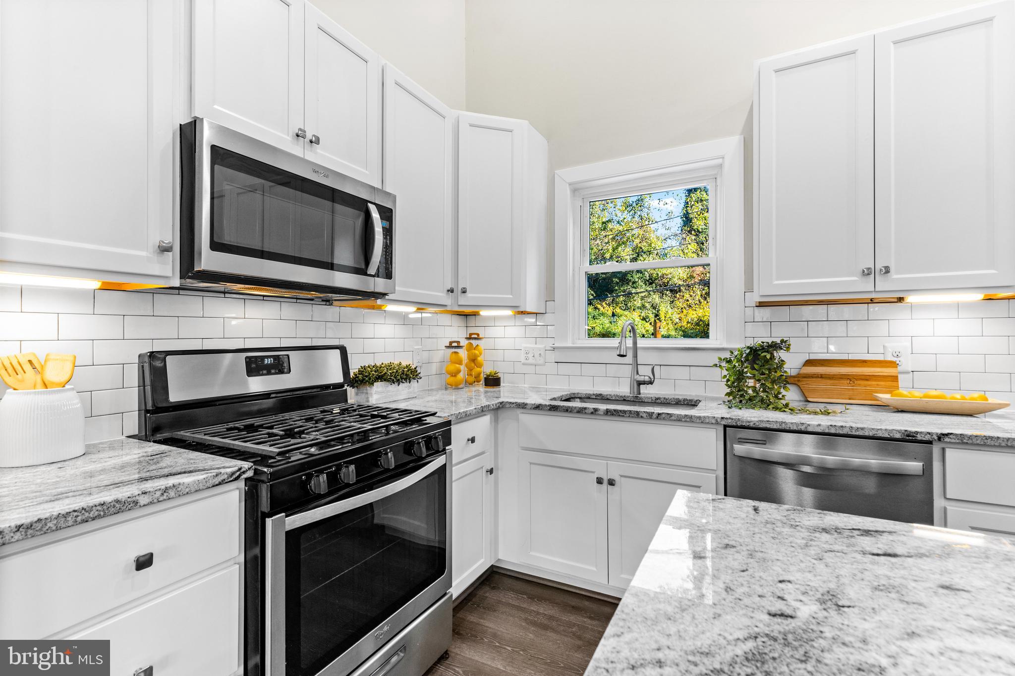 CROMWELL VALLEY - Residential