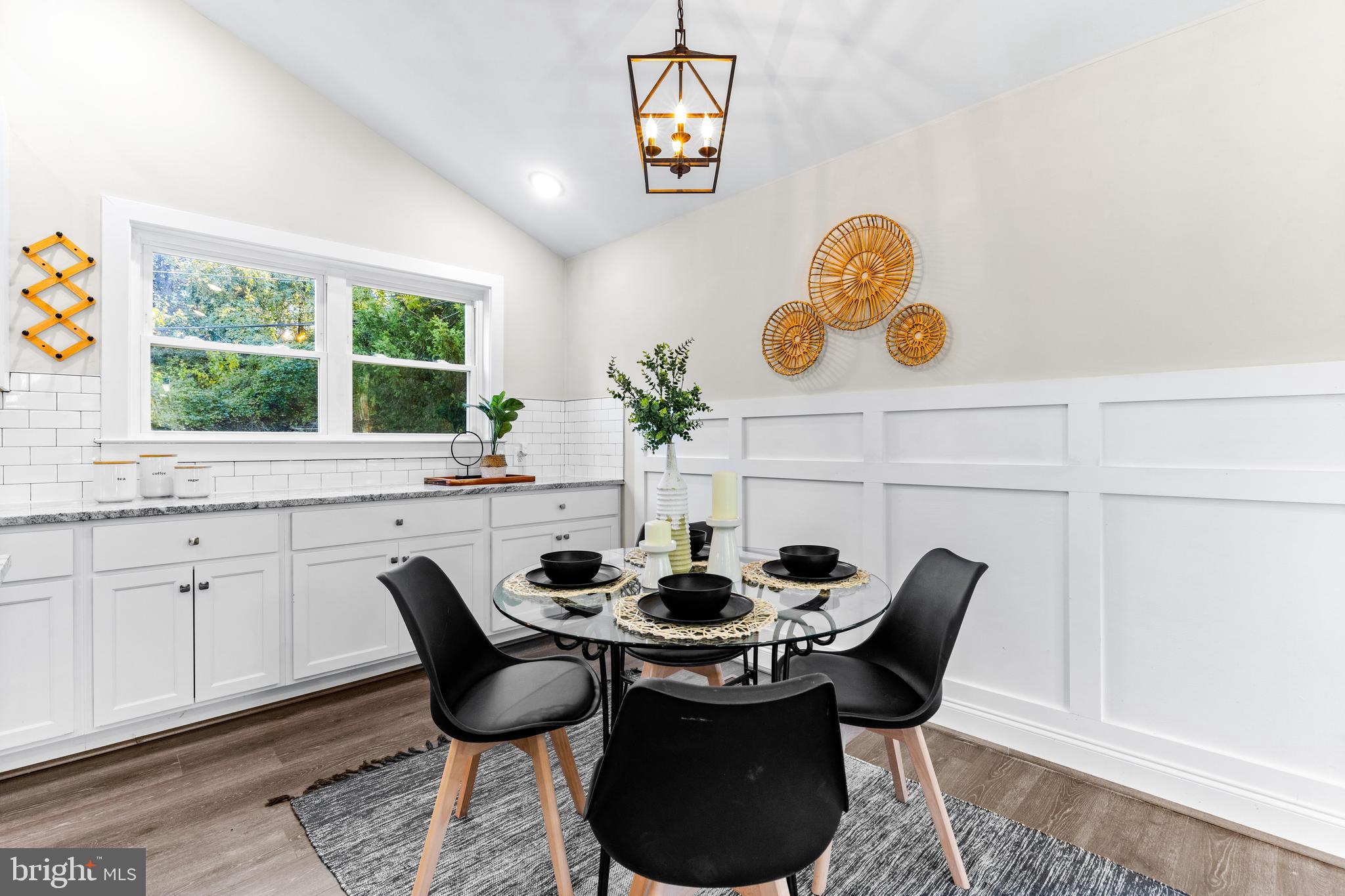 CROMWELL VALLEY - Residential