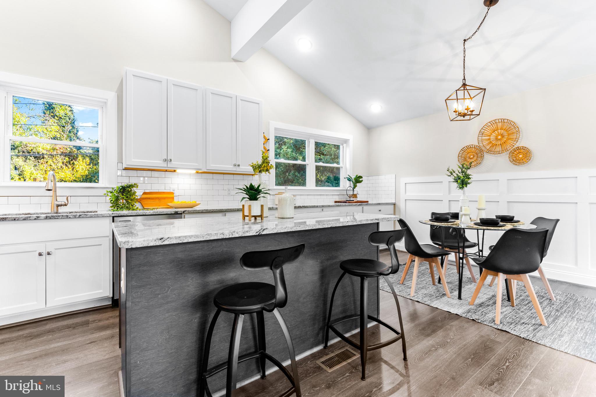 CROMWELL VALLEY - Residential