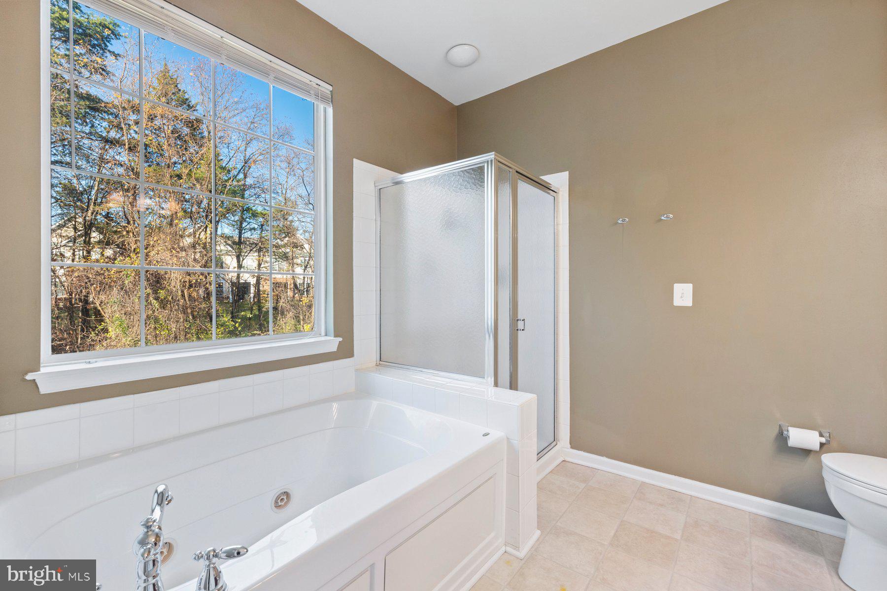 RIDGES AT BELMONT - Residential Lease