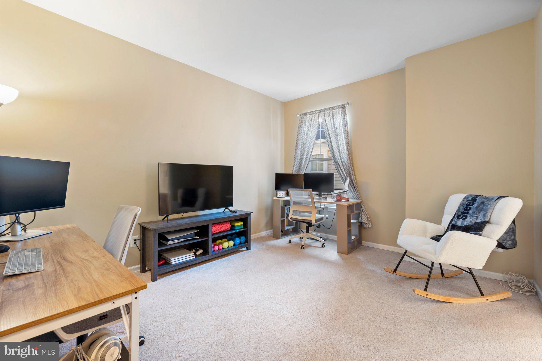 RIDGES AT BELMONT - Residential Lease