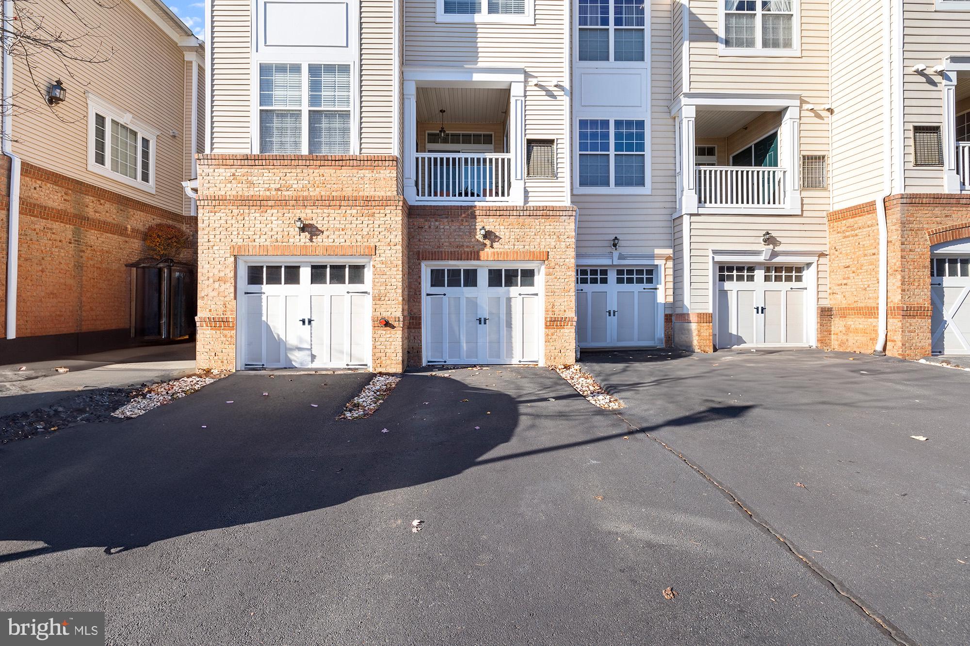 RIDGES AT BELMONT - Residential Lease