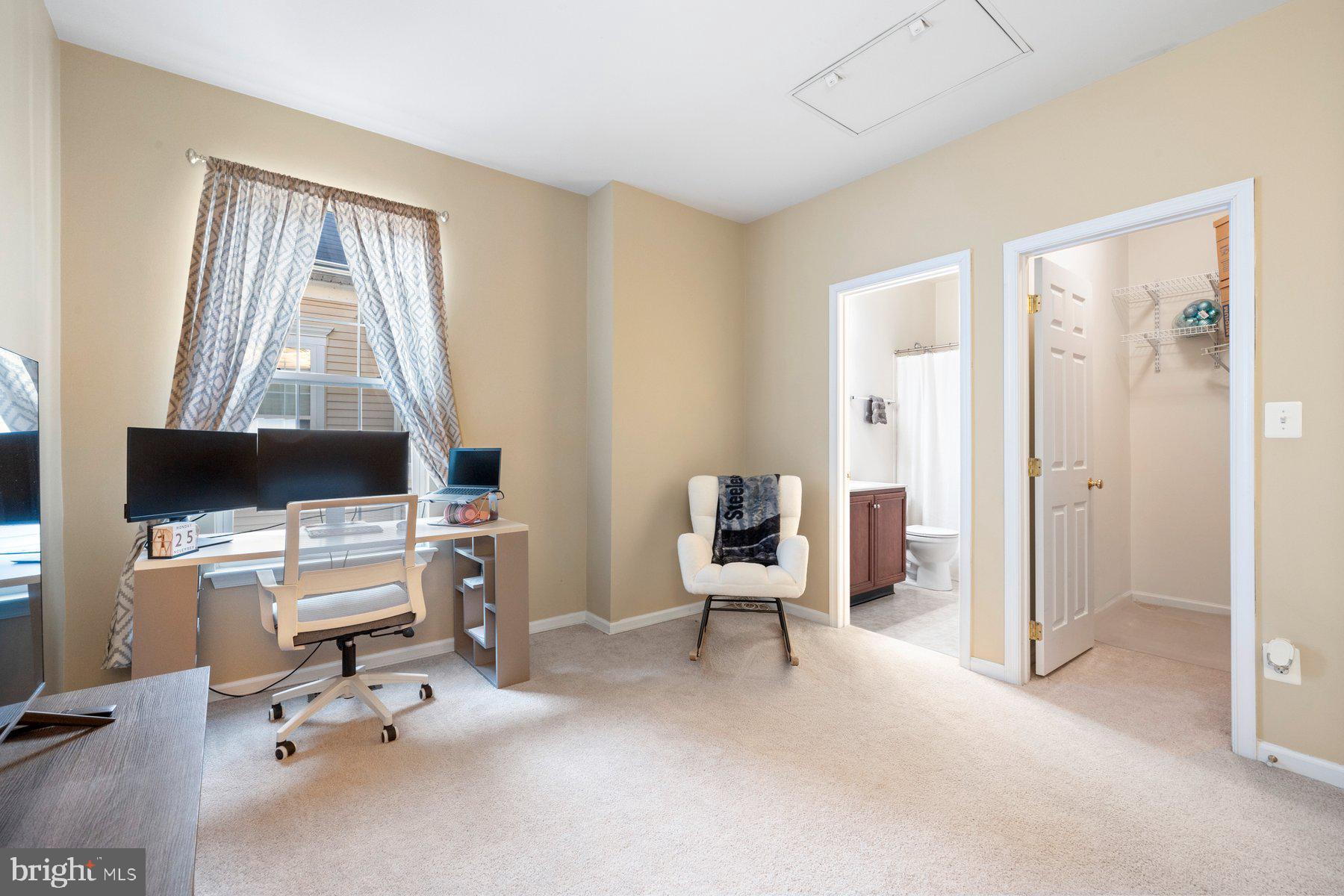 RIDGES AT BELMONT - Residential Lease