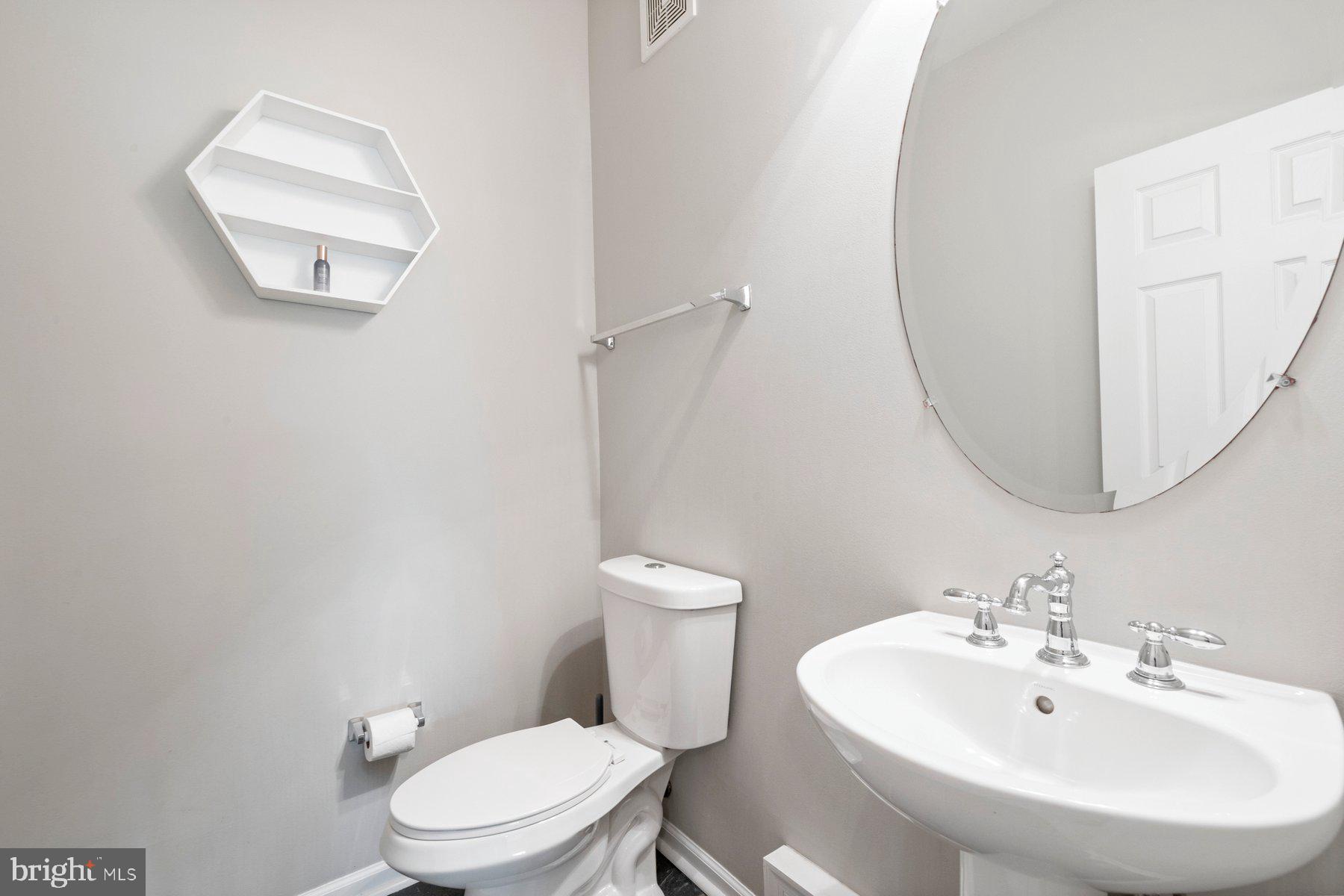 RIDGES AT BELMONT - Residential Lease