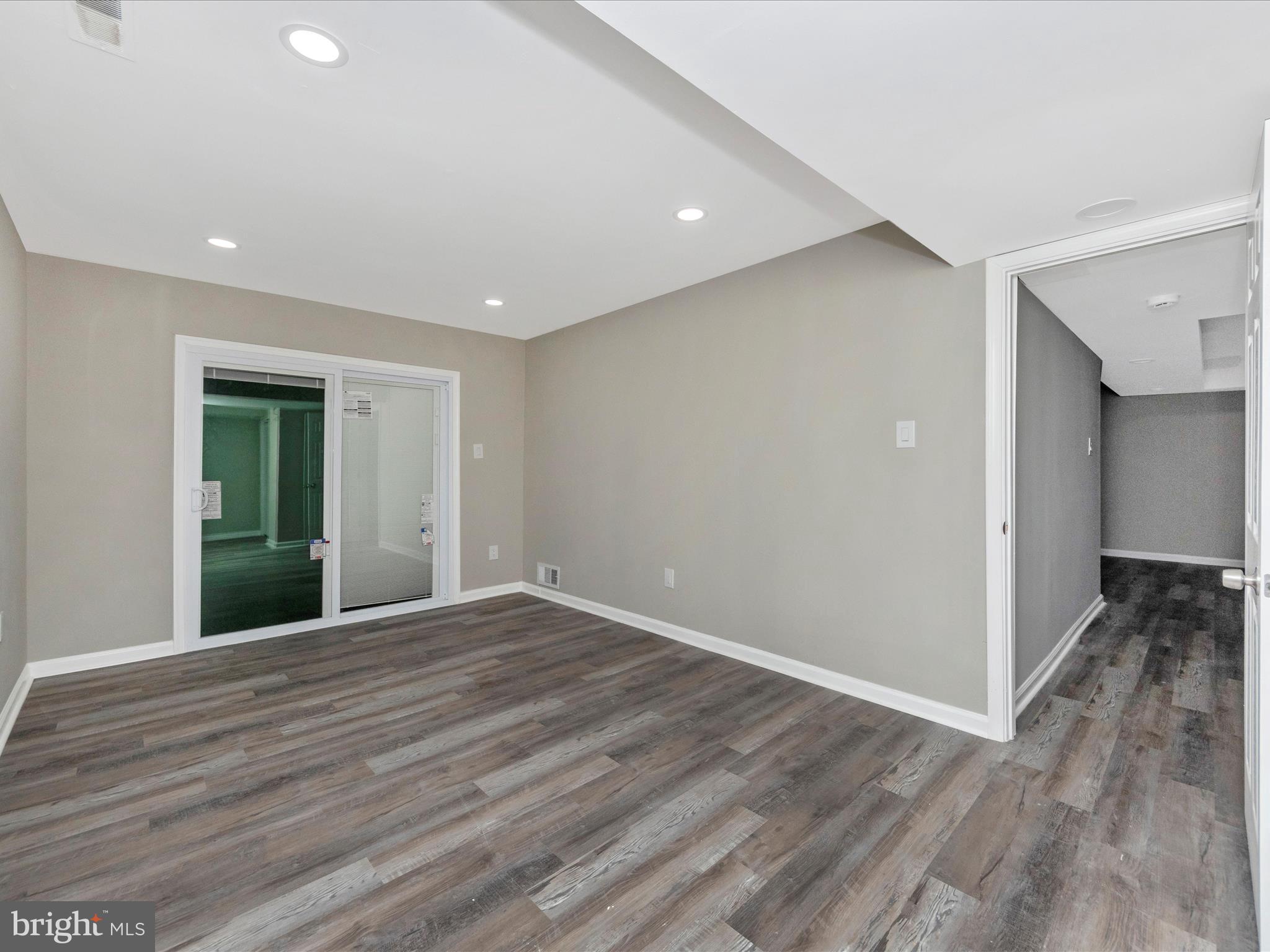 MARLTON - Residential