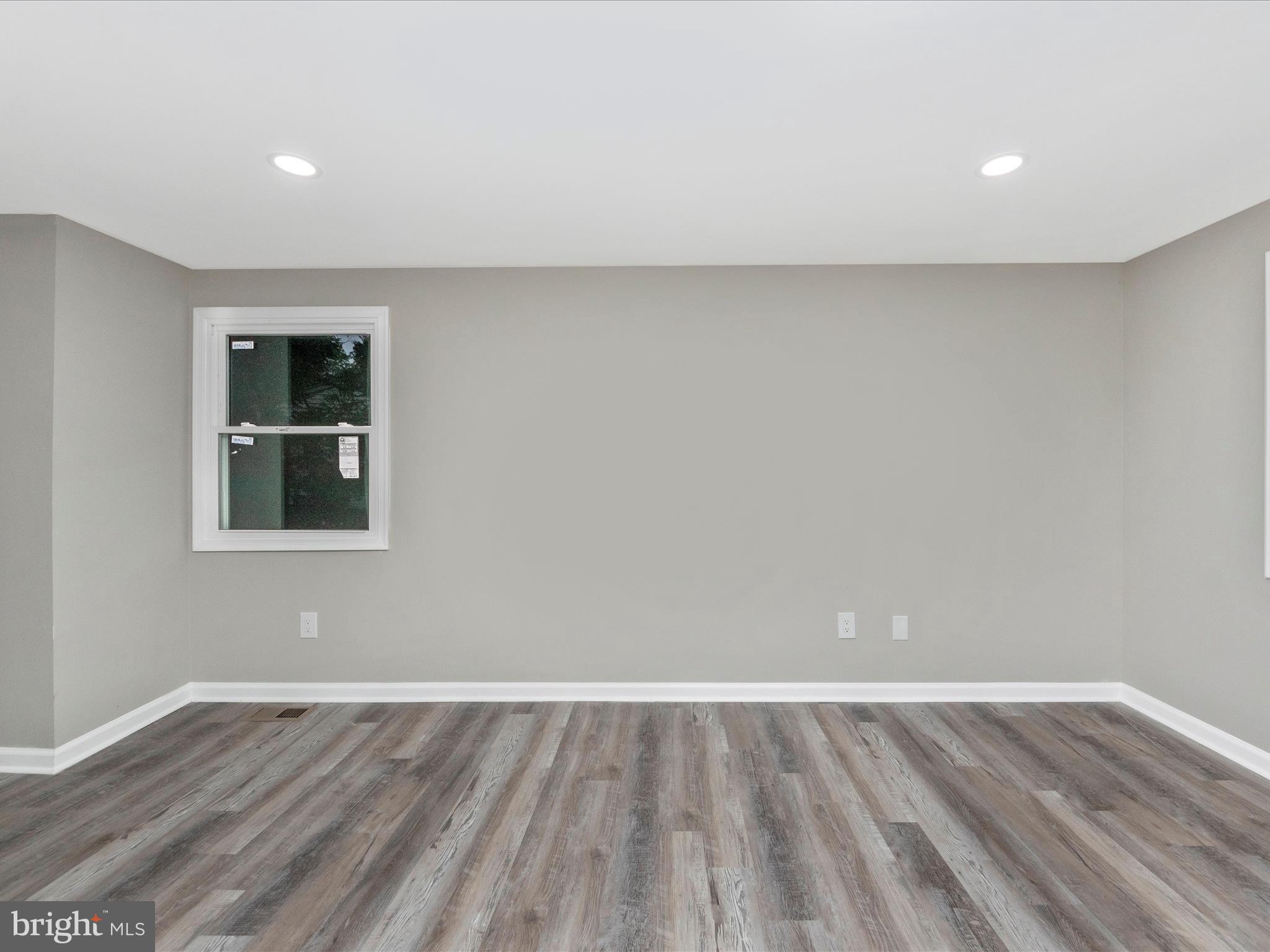 MARLTON - Residential