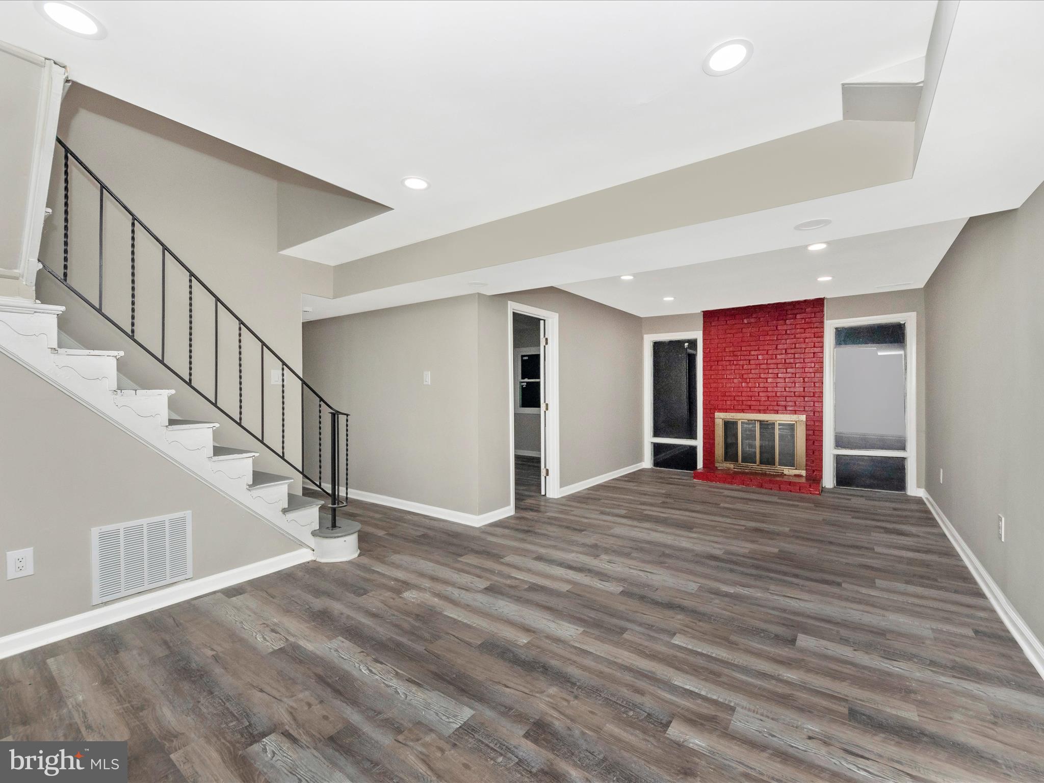 MARLTON - Residential