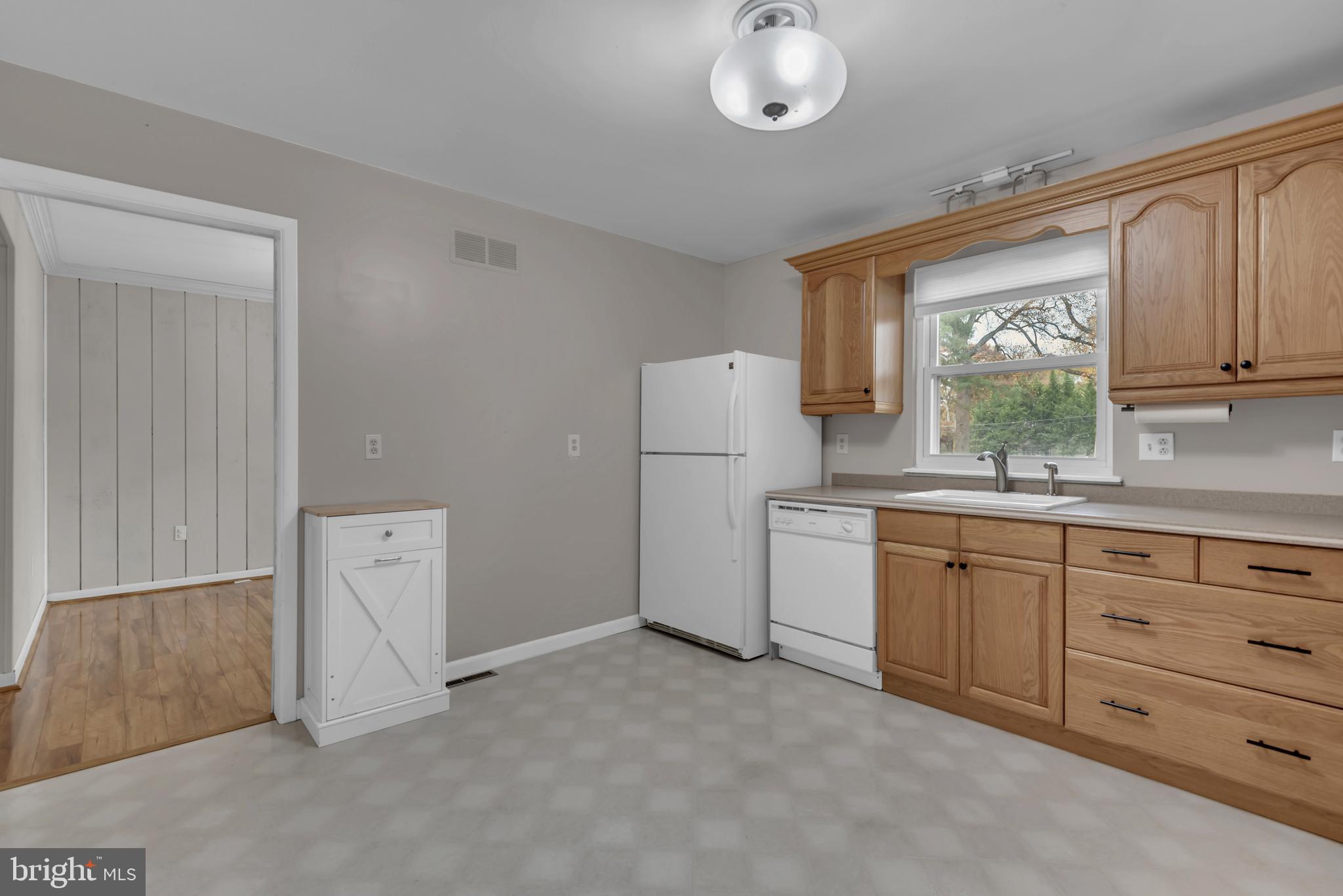 ARUNDEL VIEW - Residential