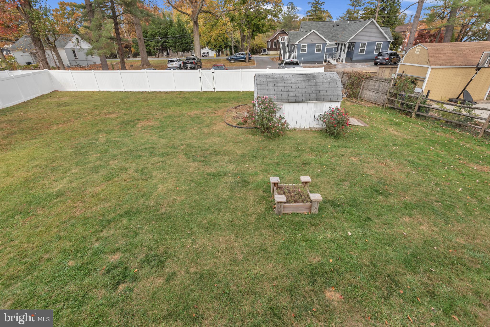 ARUNDEL VIEW - Residential