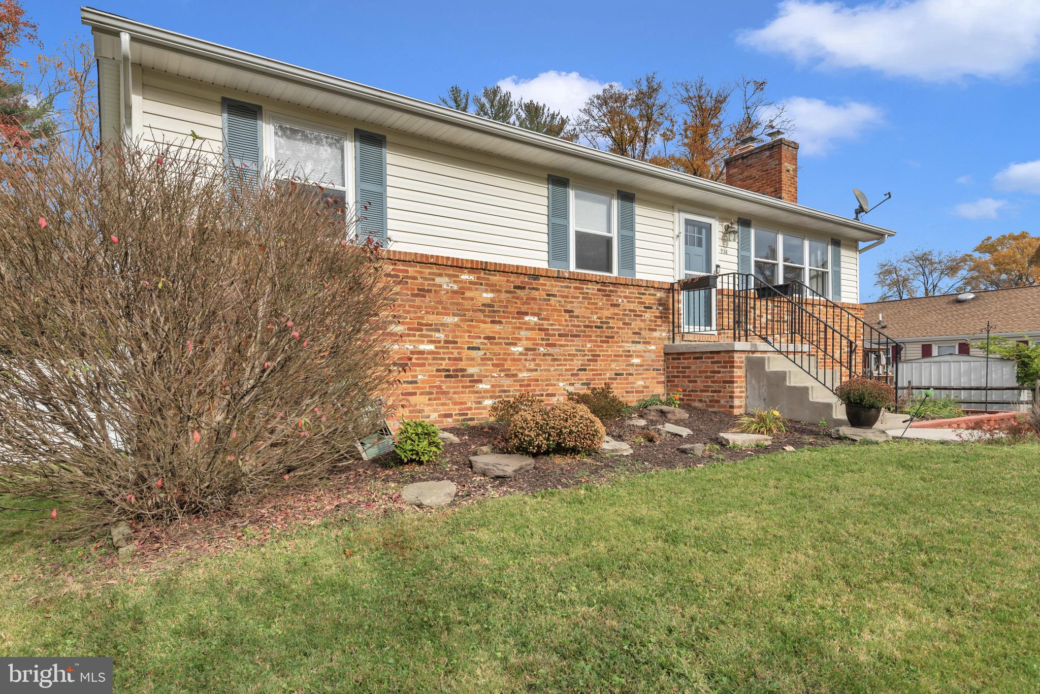 ARUNDEL VIEW - Residential